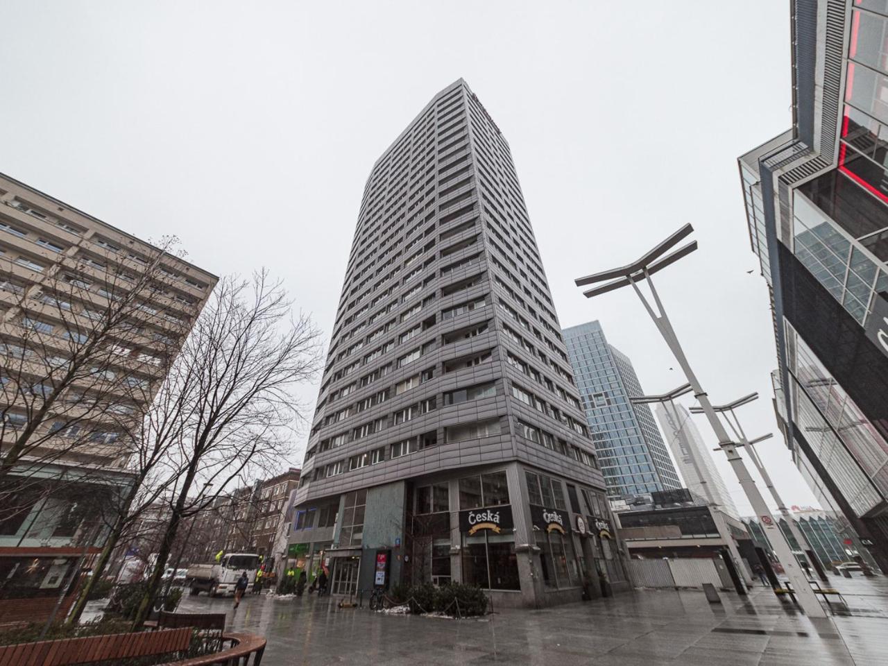 Chmielna Street 35 In The Center Apartament