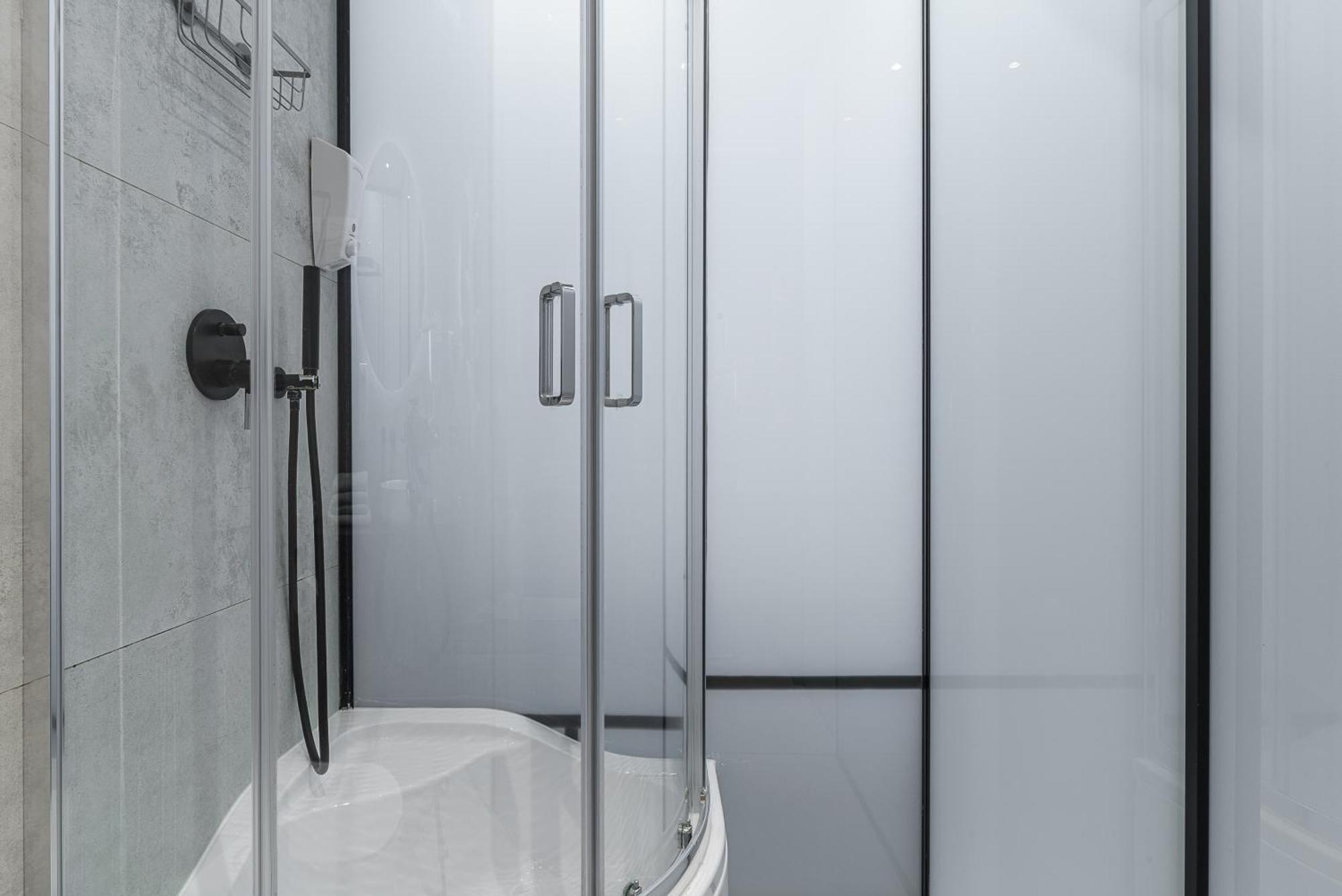 Apartment Lumina Design With Beautiful View Warschau