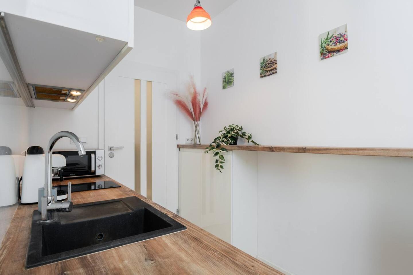 Nova Cybernetyki Apartament