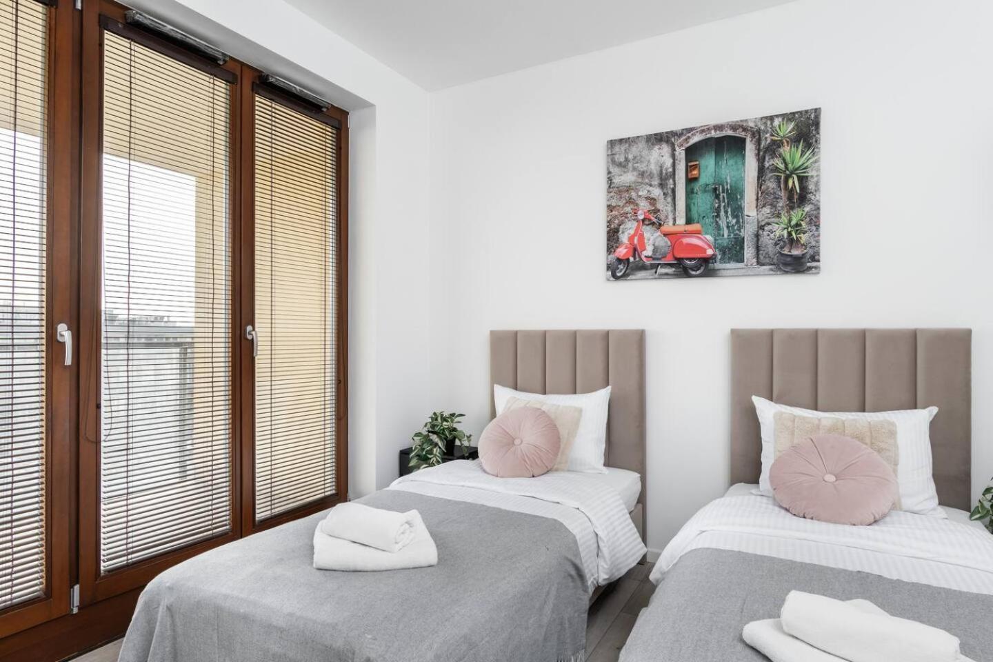 Nova Cybernetyki Apartament