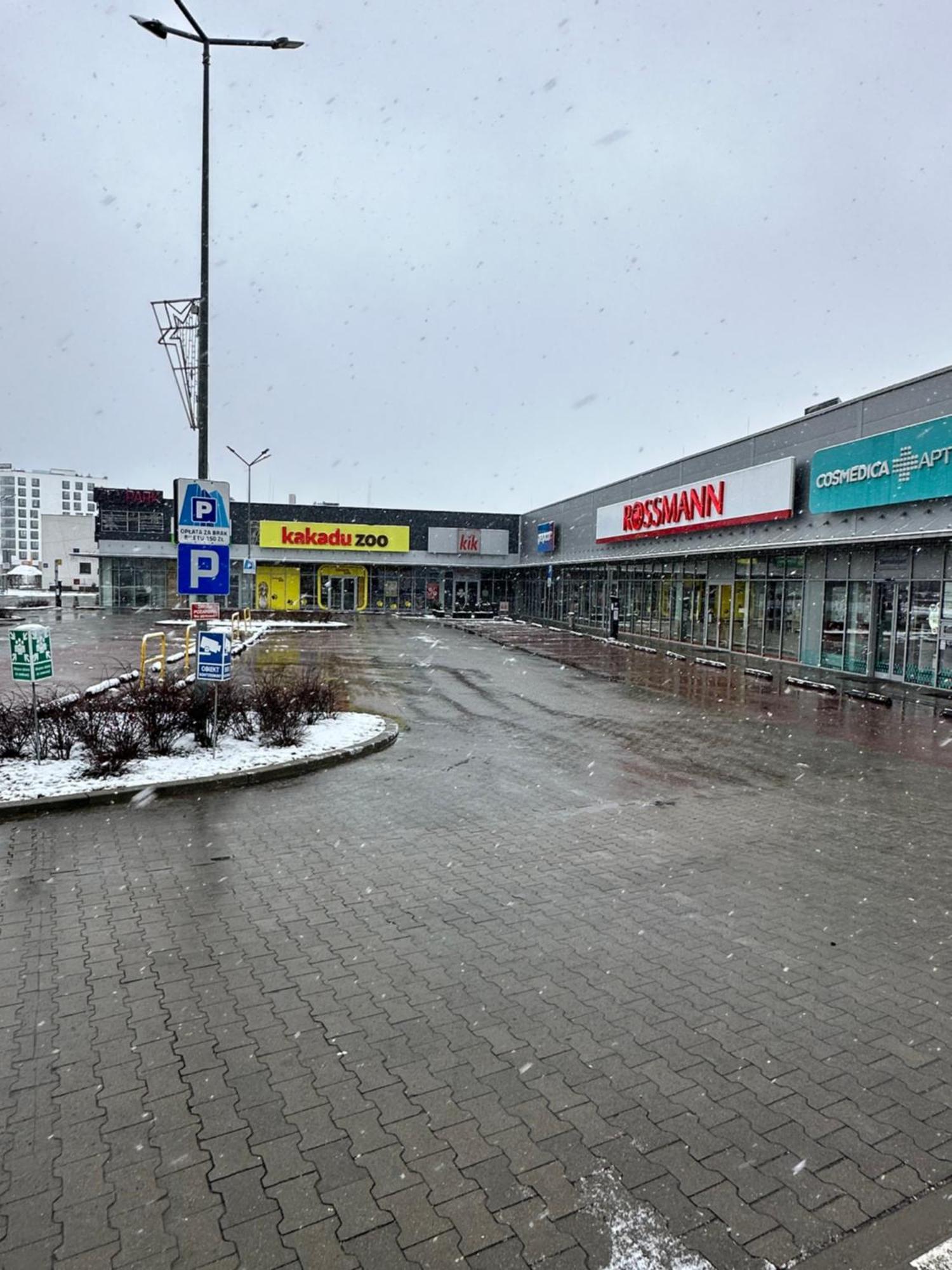 Rimex Invest Group Bemowo With Free Parking