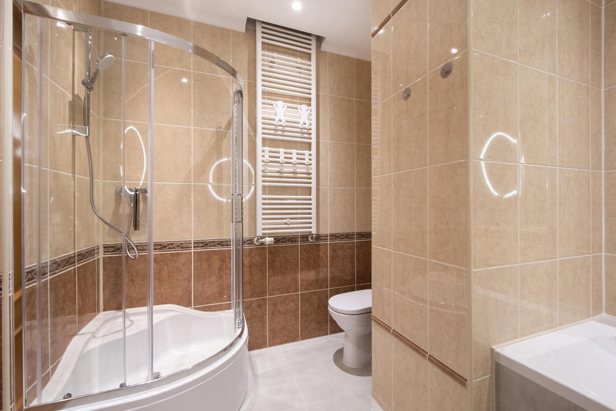 Gama Great Location & Famili 120m 2-12 People Warsaw