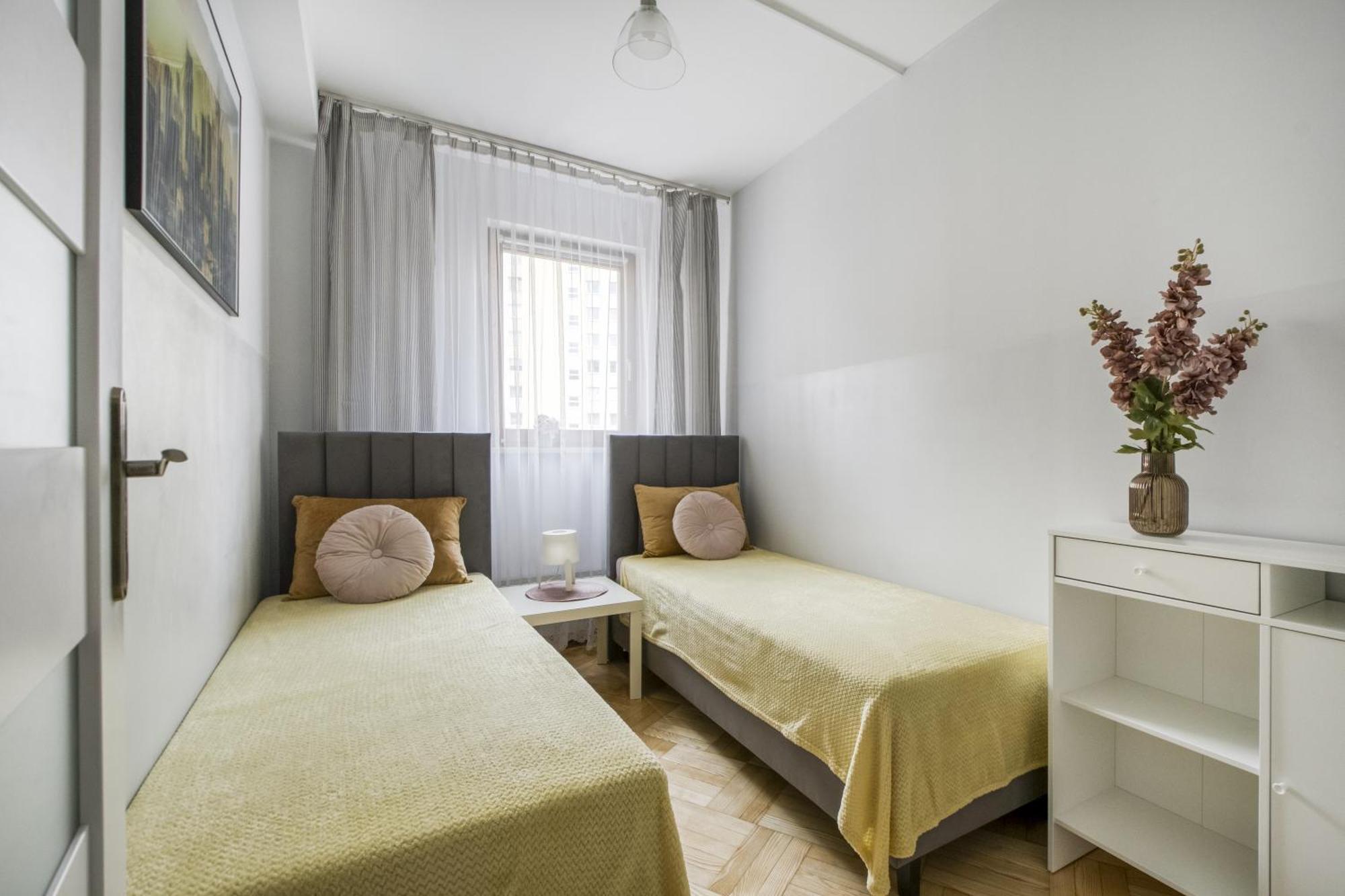 Gama Great Location & Famili 120m 2-12 People