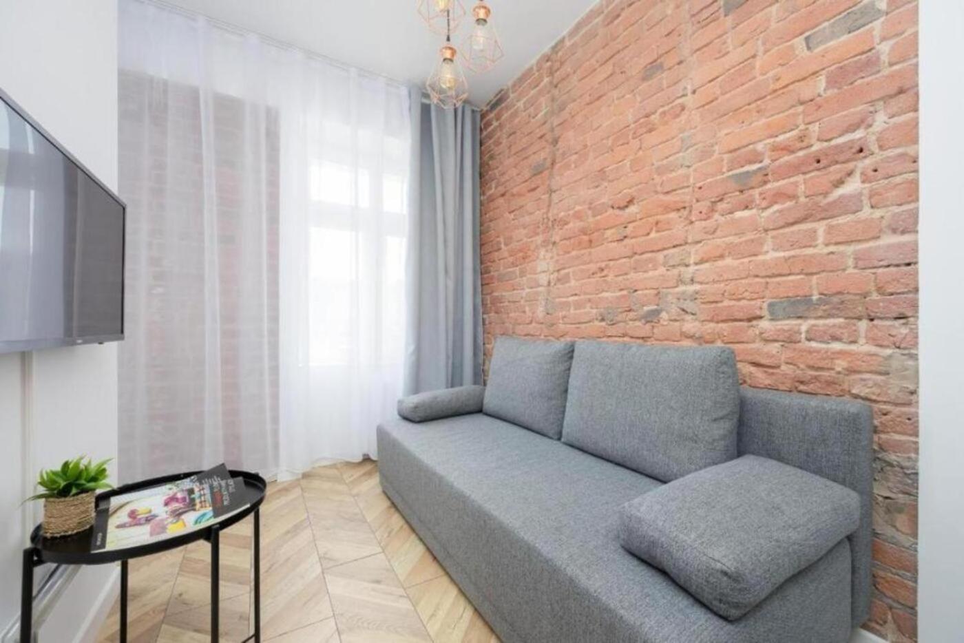 Apartment Bk - Cozy And Modern Close To National Stadium *