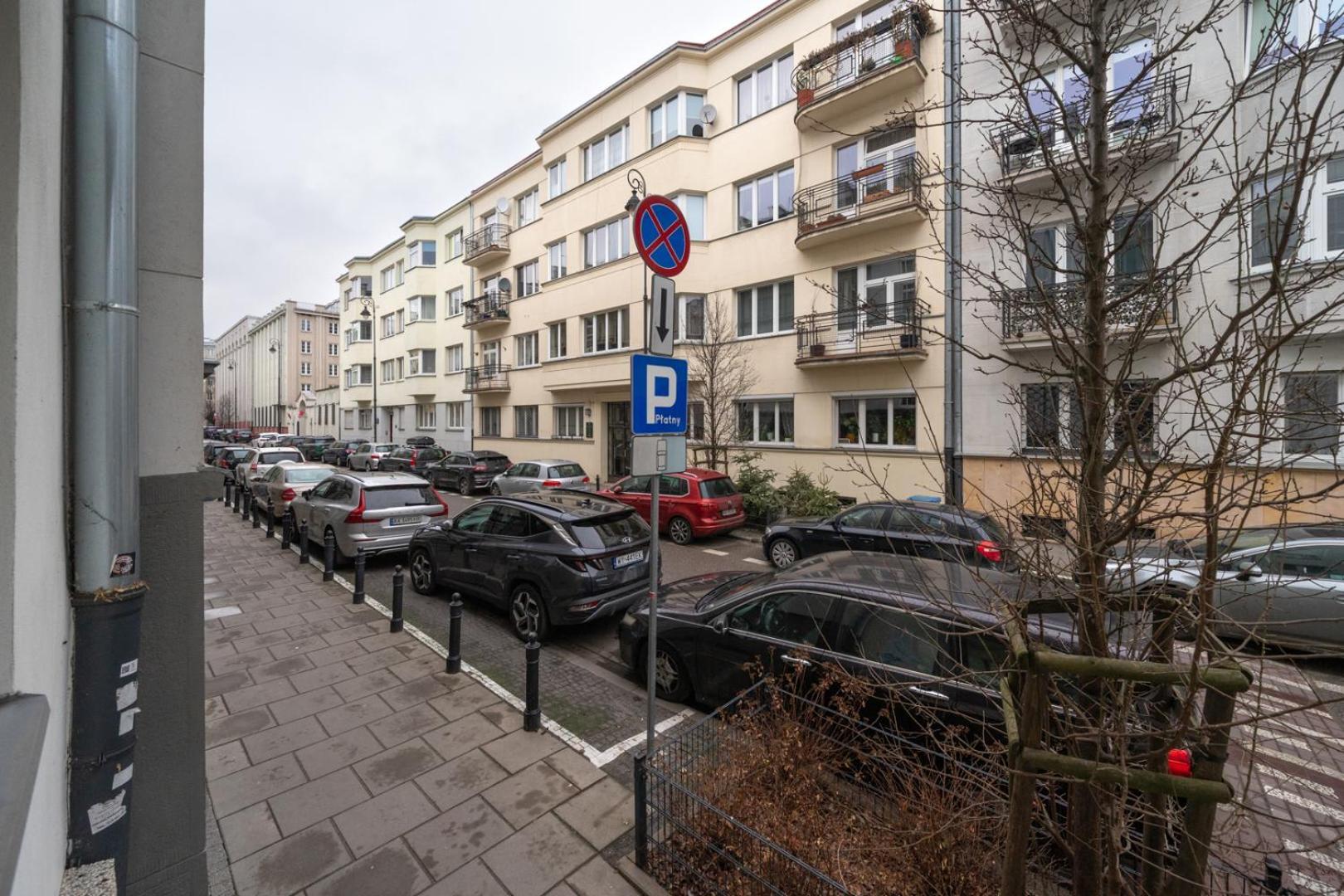 Apartment Downtown - 82m2, Location - By Rentujemy *