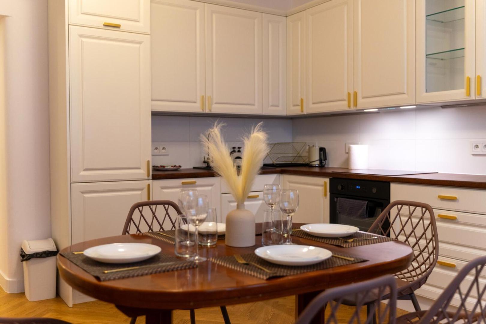 Downtown - 82m2, Location - By Rentujemy Apartment