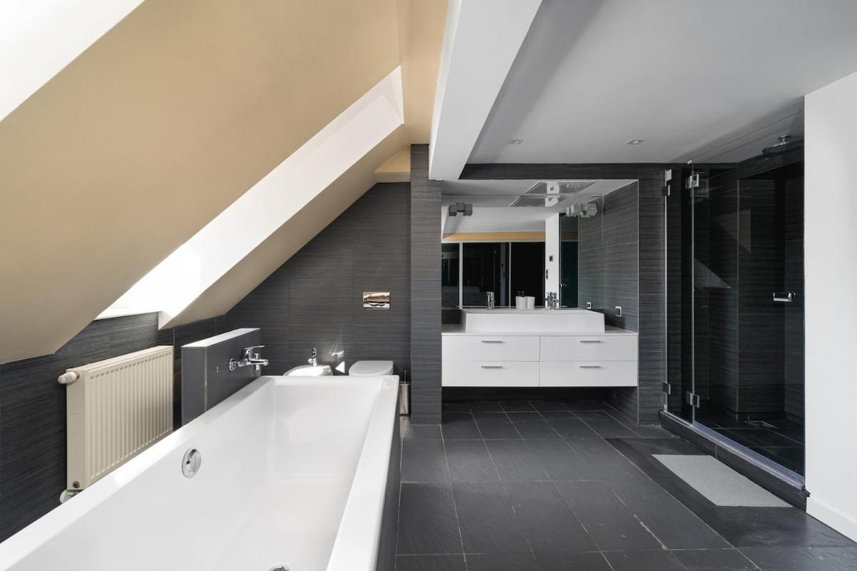 3 Floor Luxury 150 M2- Downtown View Apartment *