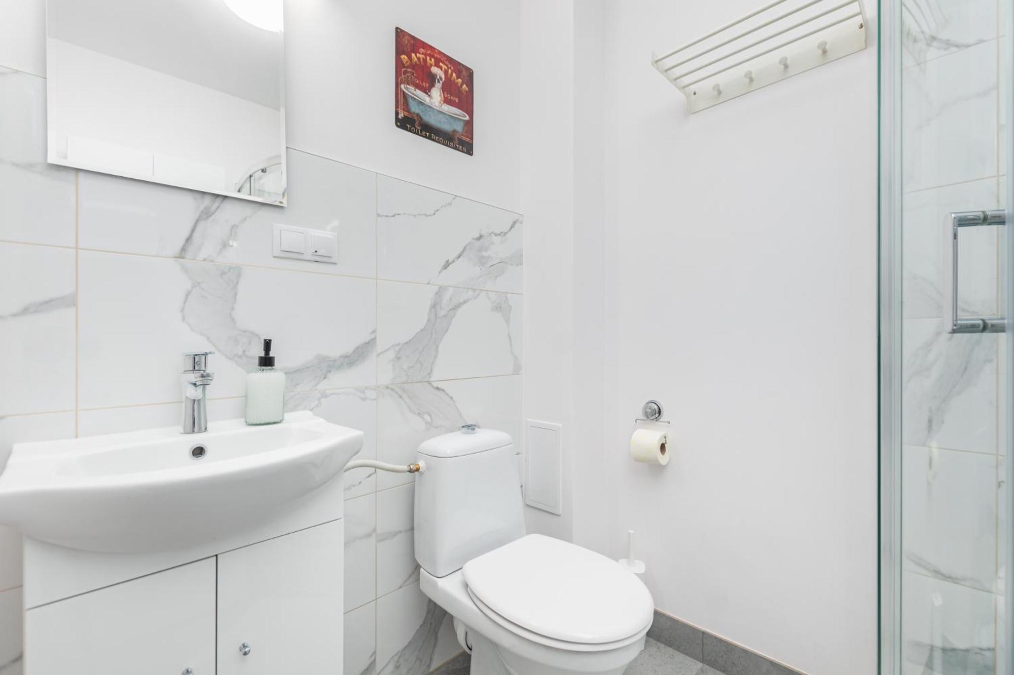 Căn hộ Popieluszki 2 By Homeprime Warsaw