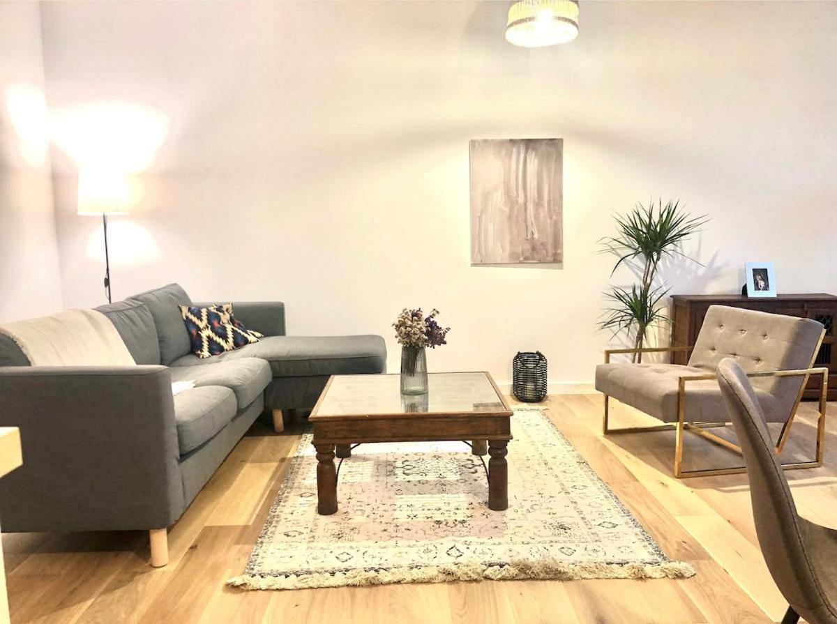 Apartment New 2floor Security Park Mall Airport Warsaw