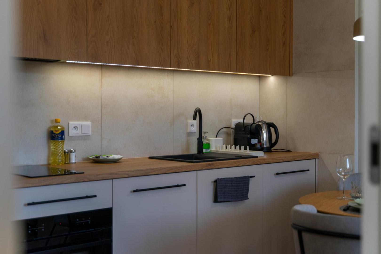 Apartment Stylish Wola - 30m2, Trams Nearby - By Rentujemy Warsaw