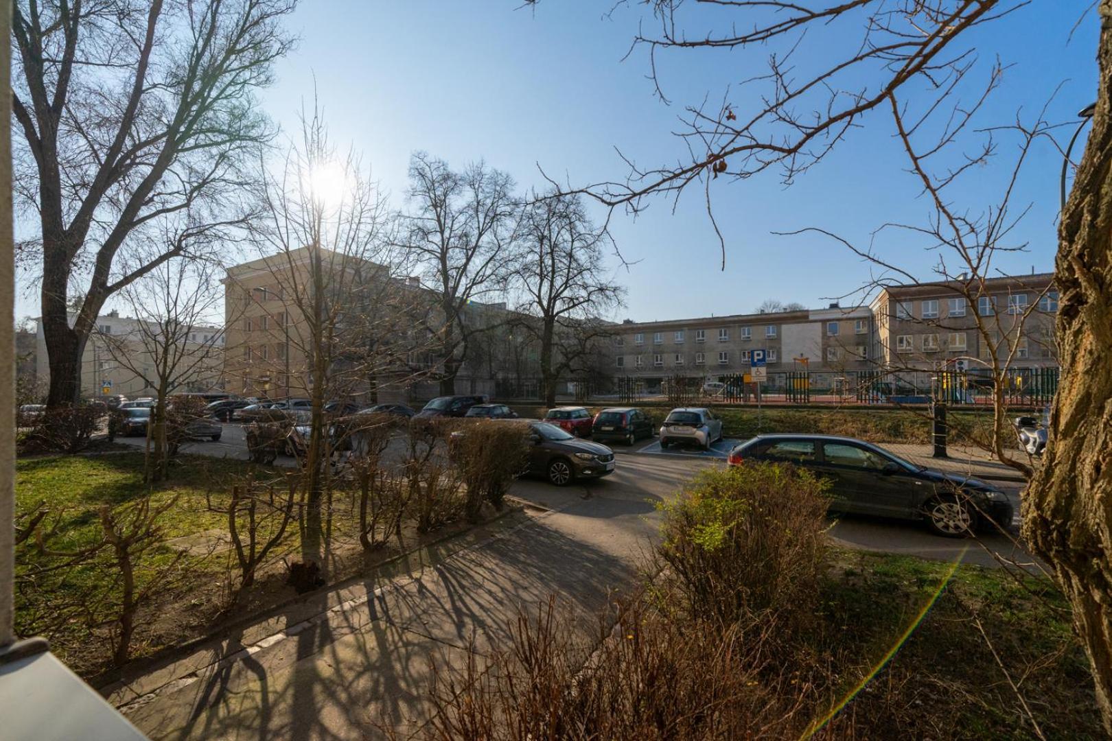 Stylish Wola - 30m2, Trams Nearby - By Rentujemy Apartment