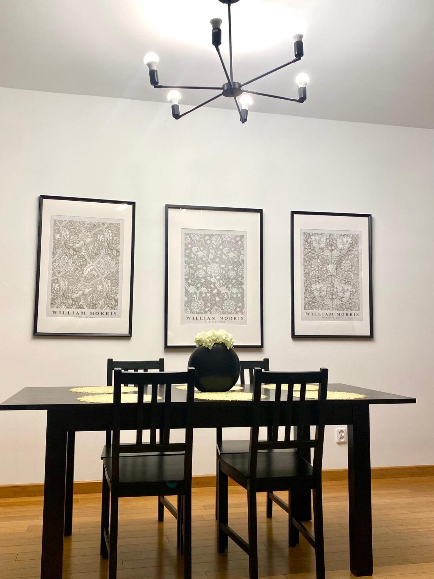 4 Rooms, Wifi 1gb, Park, Parking Apartment Warsaw