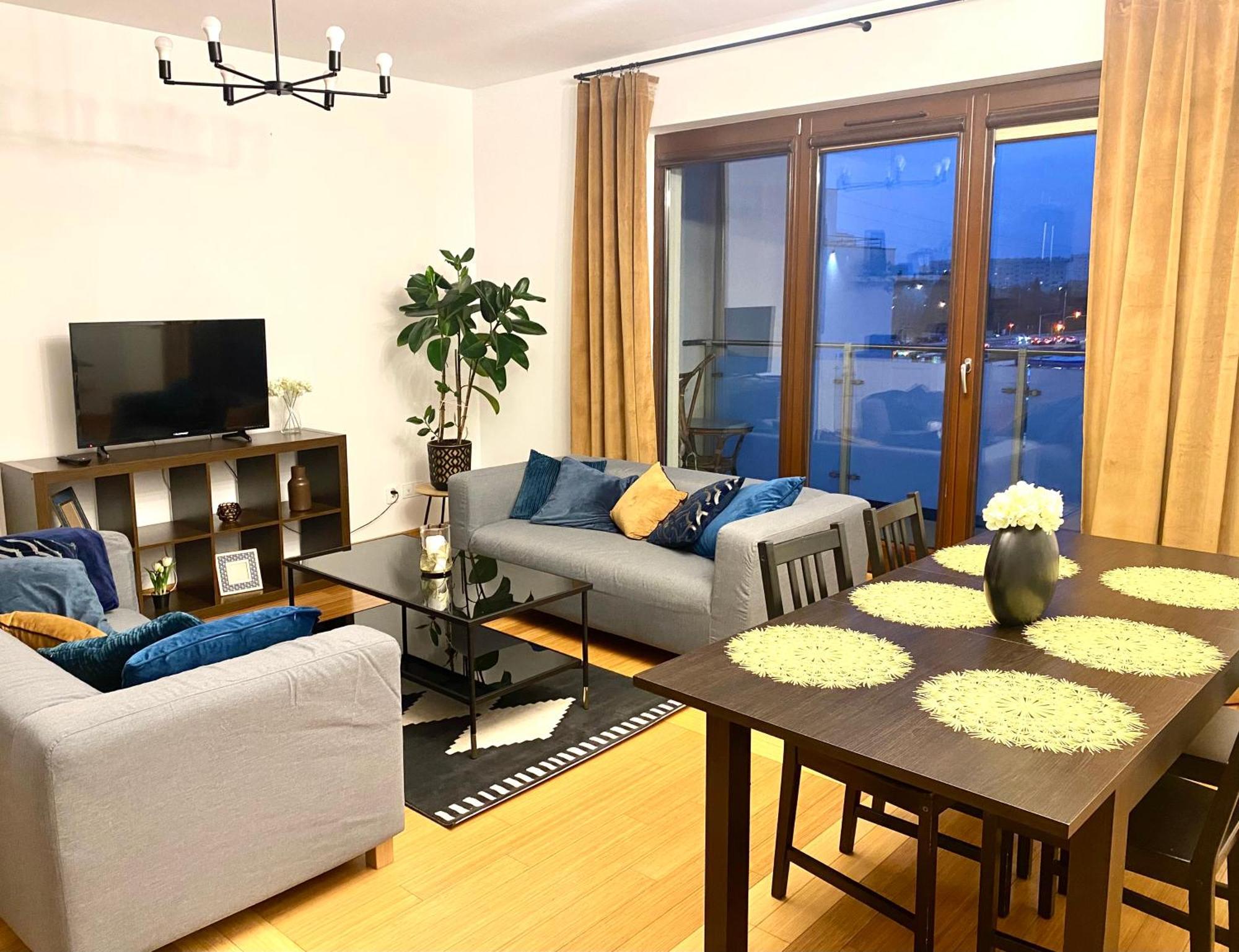4 Rooms, Wifi 1gb, Park, Parking Apartment