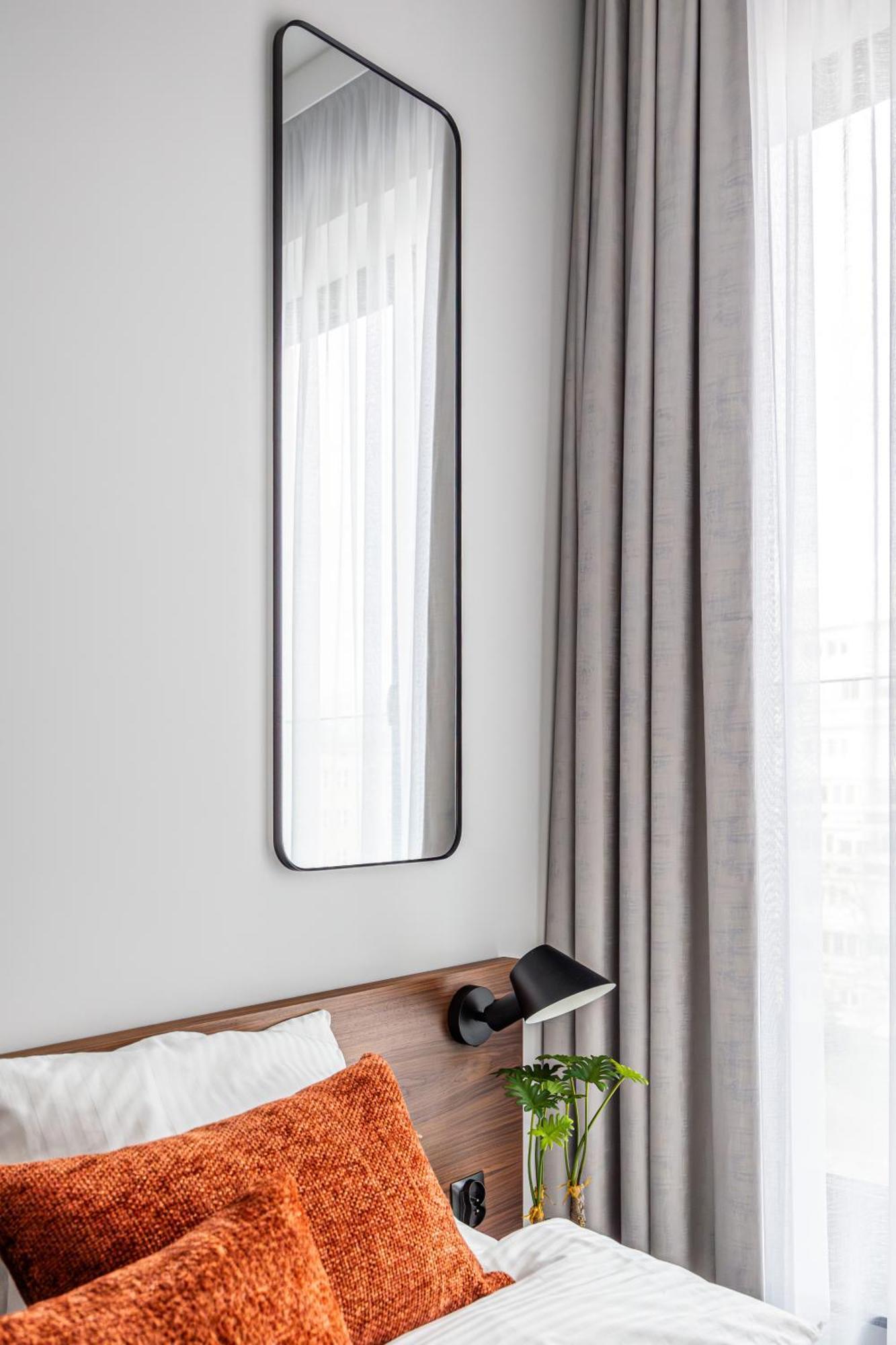 Chronos Z Klimatyzacja Na Warszawskiej Woli Od Renters Prestige Apartment *