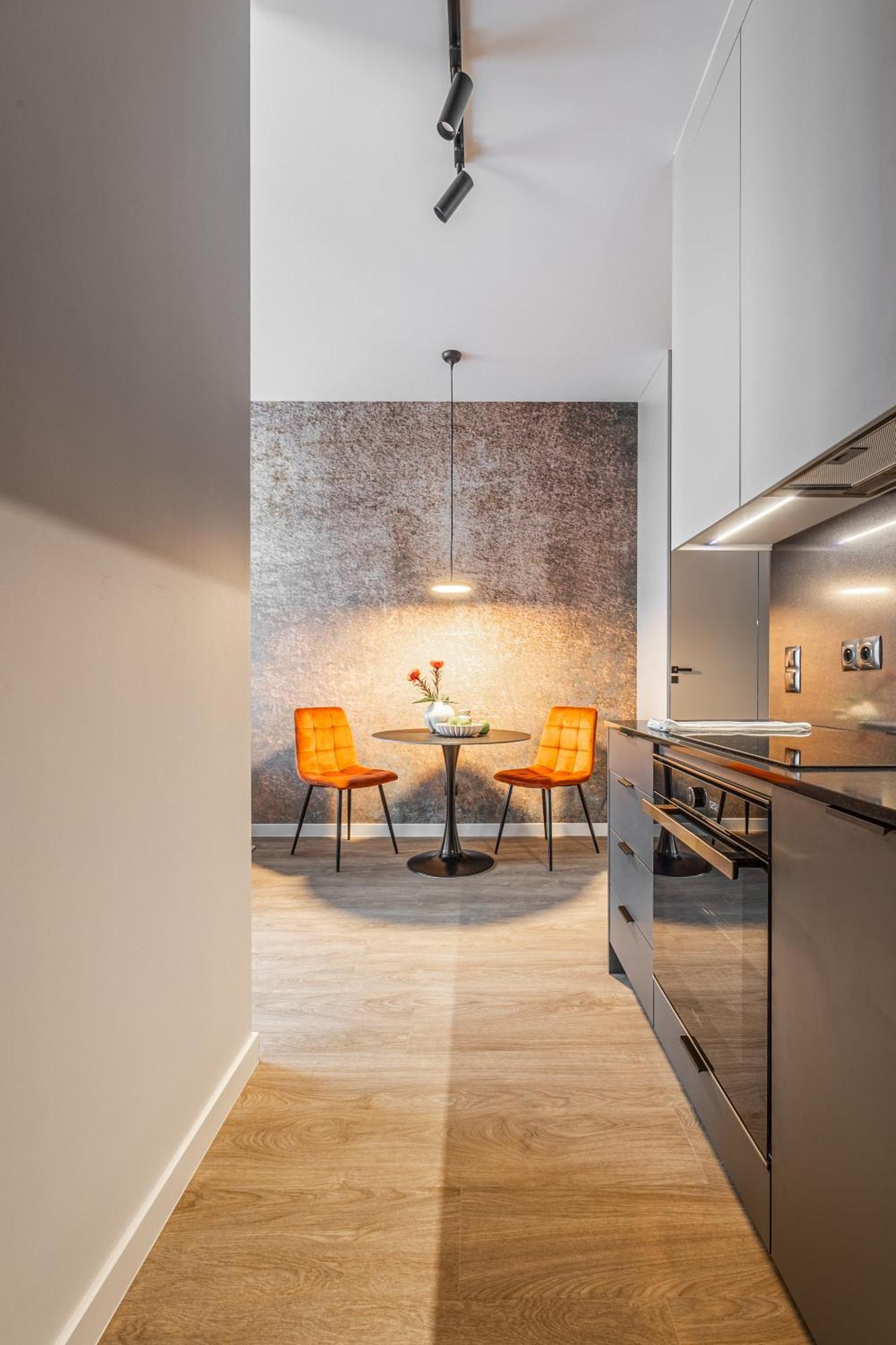 Apartment Chronos Z Klimatyzacja Na Warszawskiej Woli Od Renters Prestige