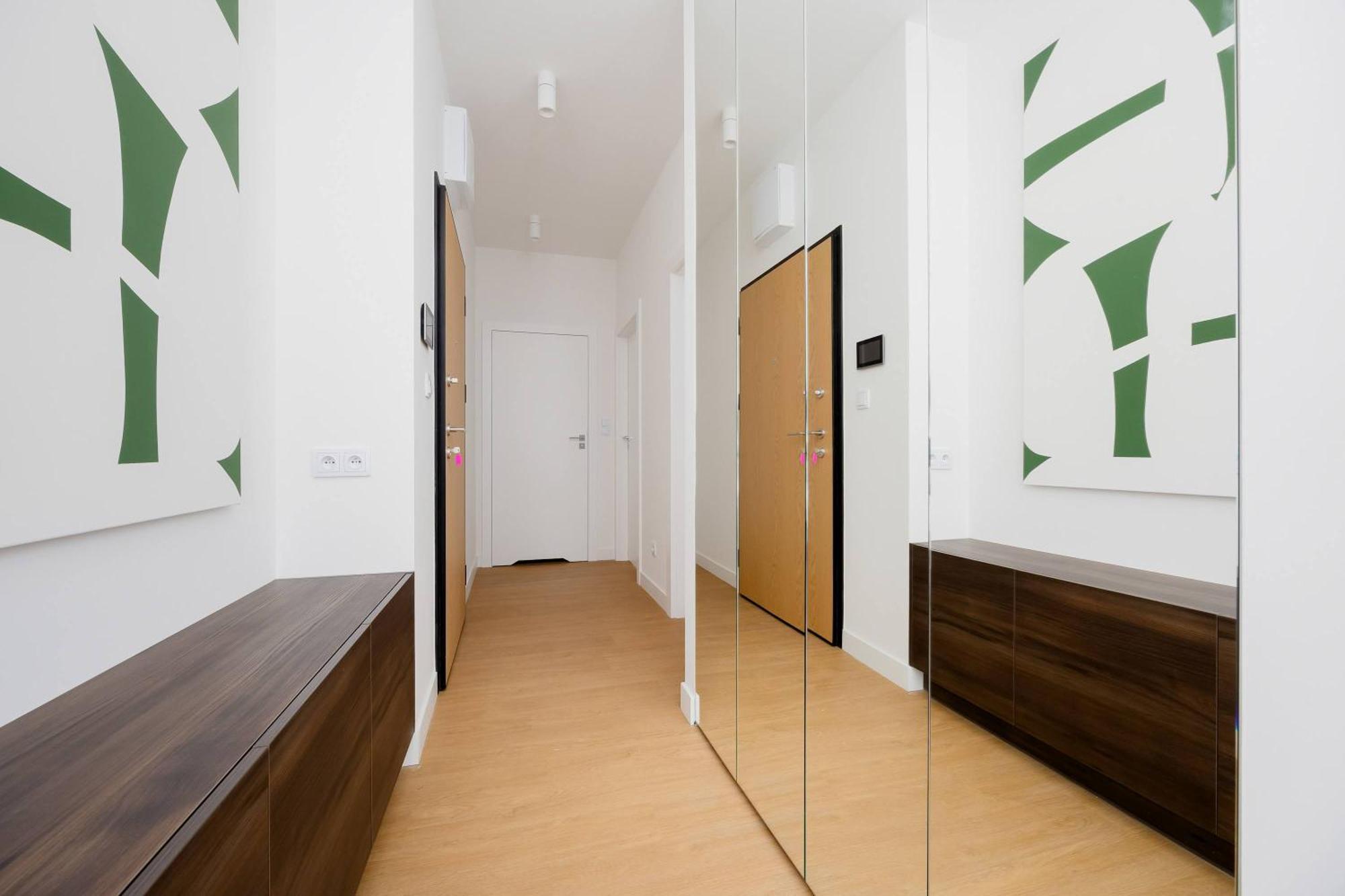 Exceptional For 6 People By Renters Prestige