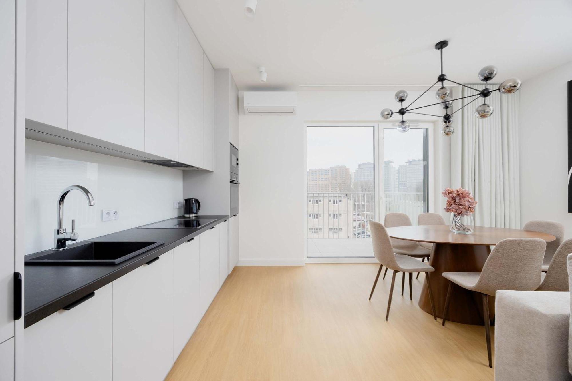 Exceptional For 6 People By Renters Prestige *