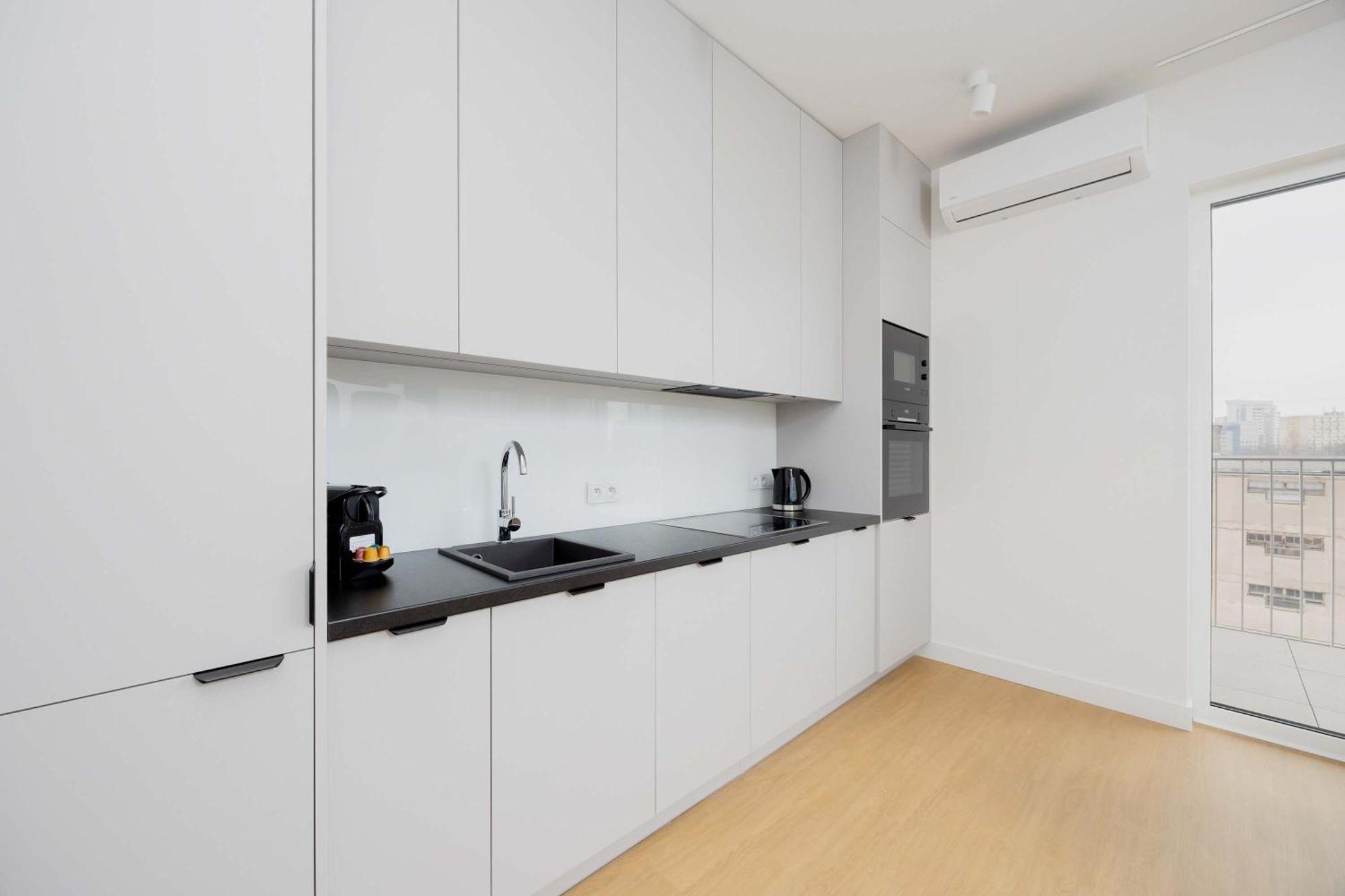 Exceptional For 6 People By Renters Prestige Apartment Warsaw