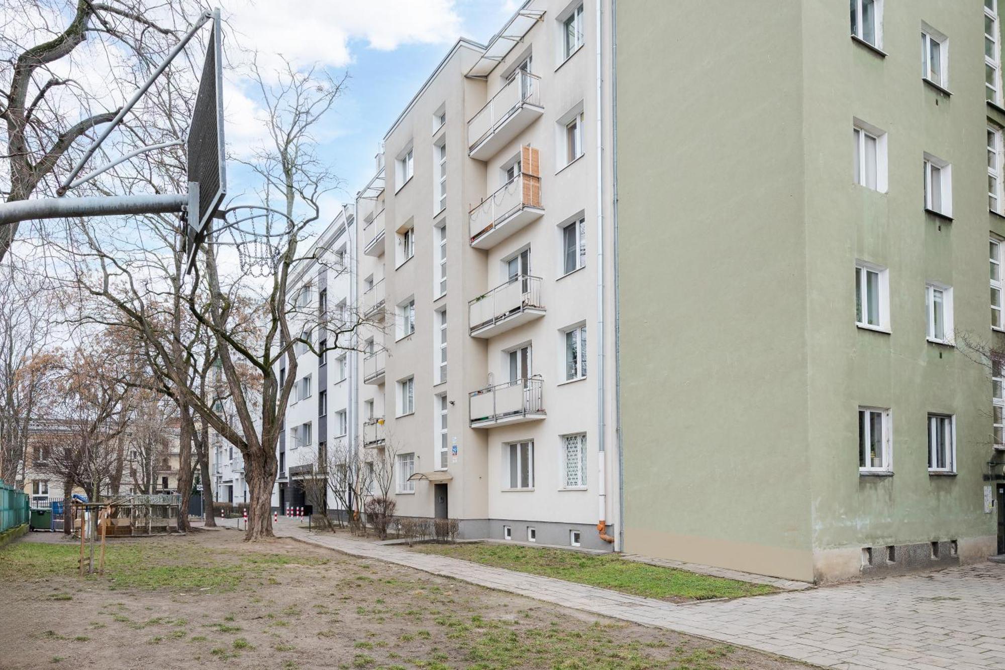Apartment Metro Mlynow Colourful Warsaw