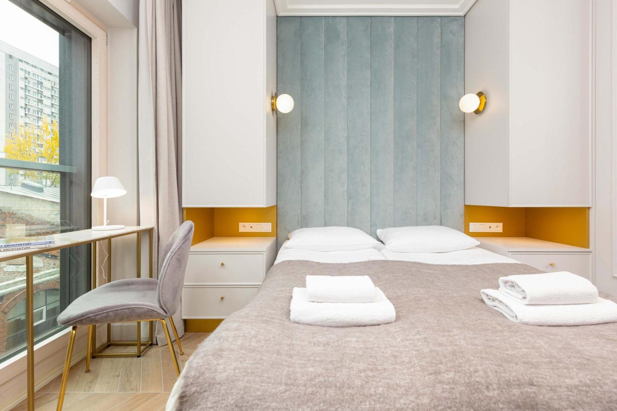 Apartment Lux Center Mennica By Renters Prestige Warsaw