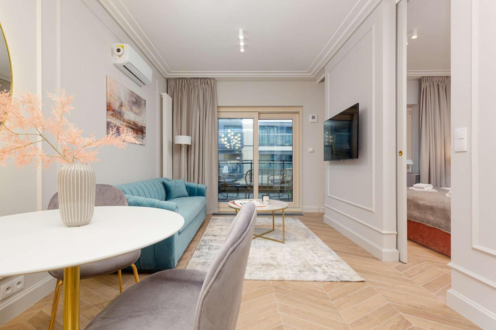 Lux Center Mennica By Renters Prestige * Warsaw