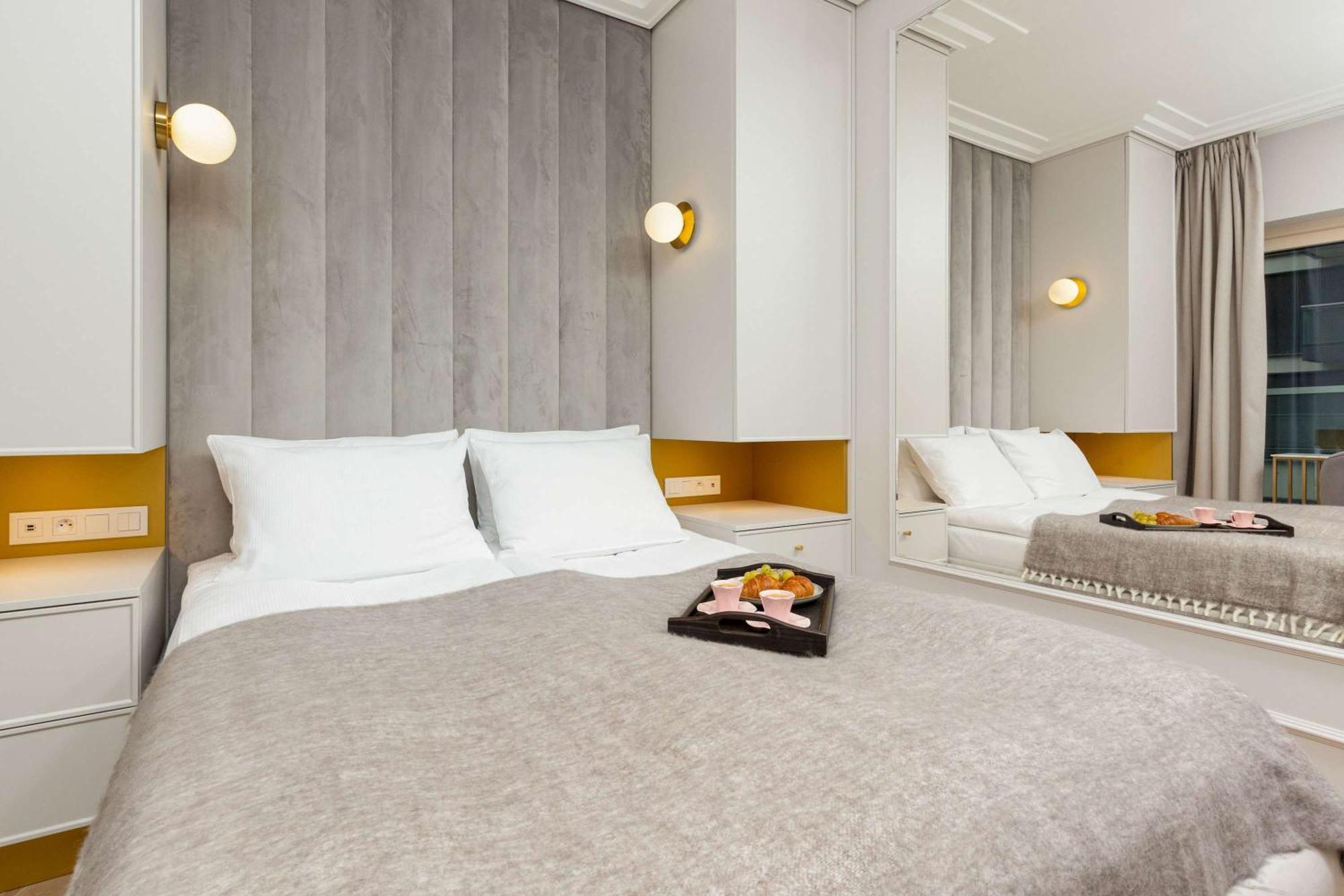 Lux Center Mennica By Renters Prestige Warsaw