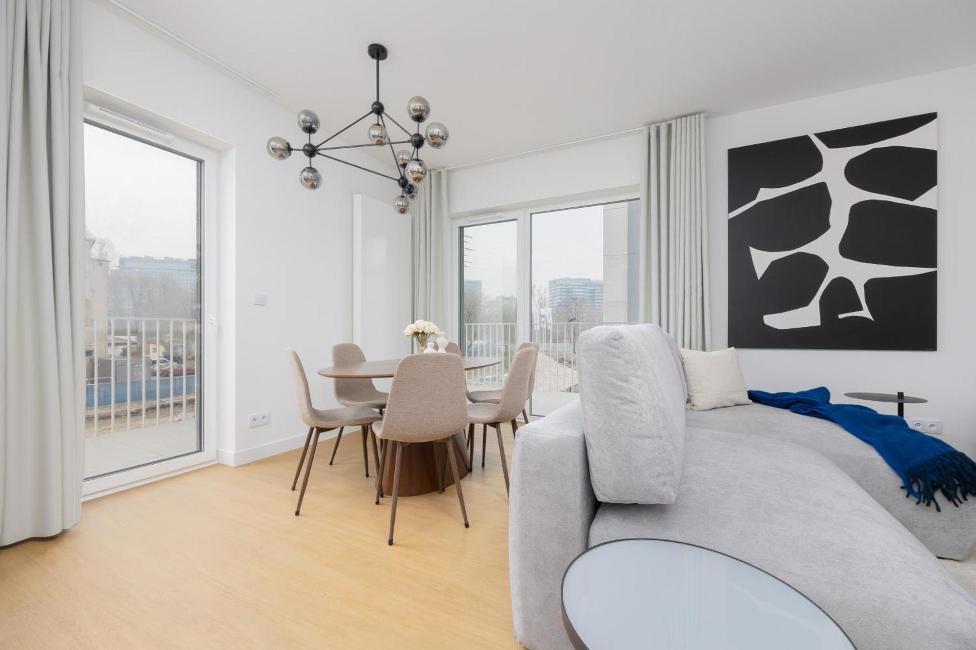 Exceptional For 6 People By Renters Prestige
