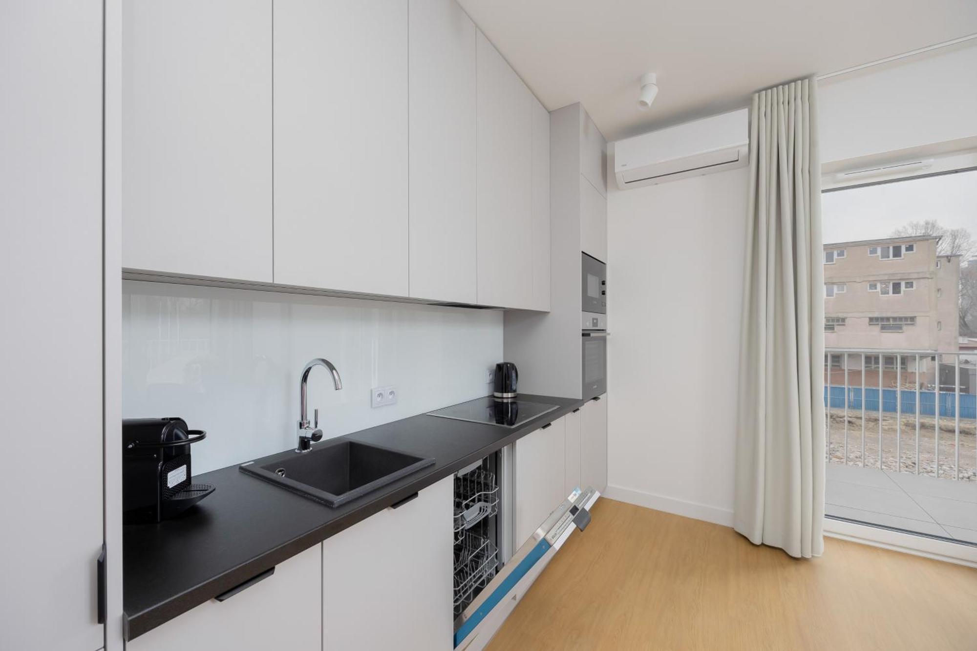 Exceptional For 6 People By Renters Prestige Apartament Warszawa
