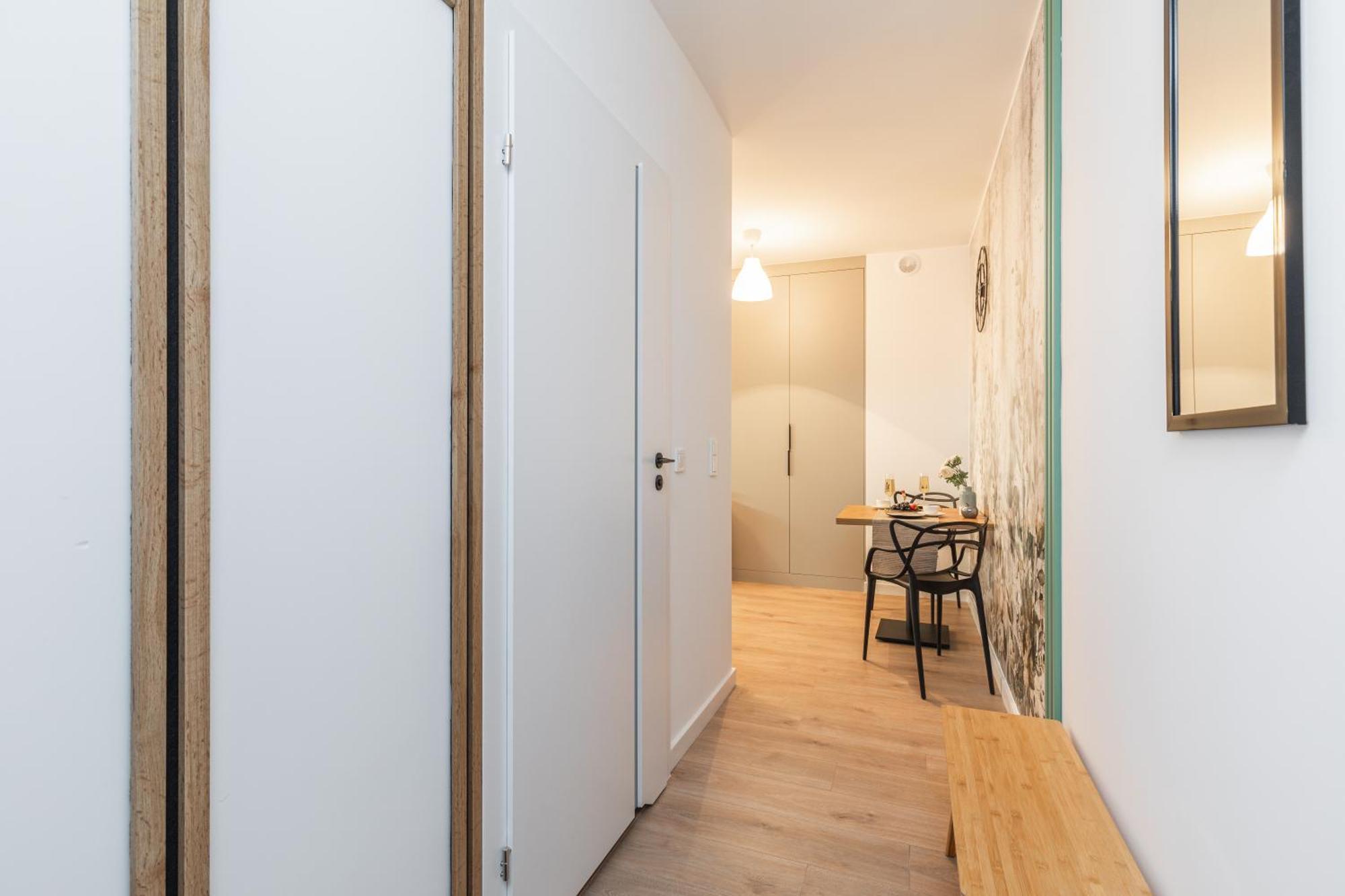 Superapart Nowy Sluzewiec, Next To Chopina Airport, Tor Sluzewiec, Aircondition * Warsaw