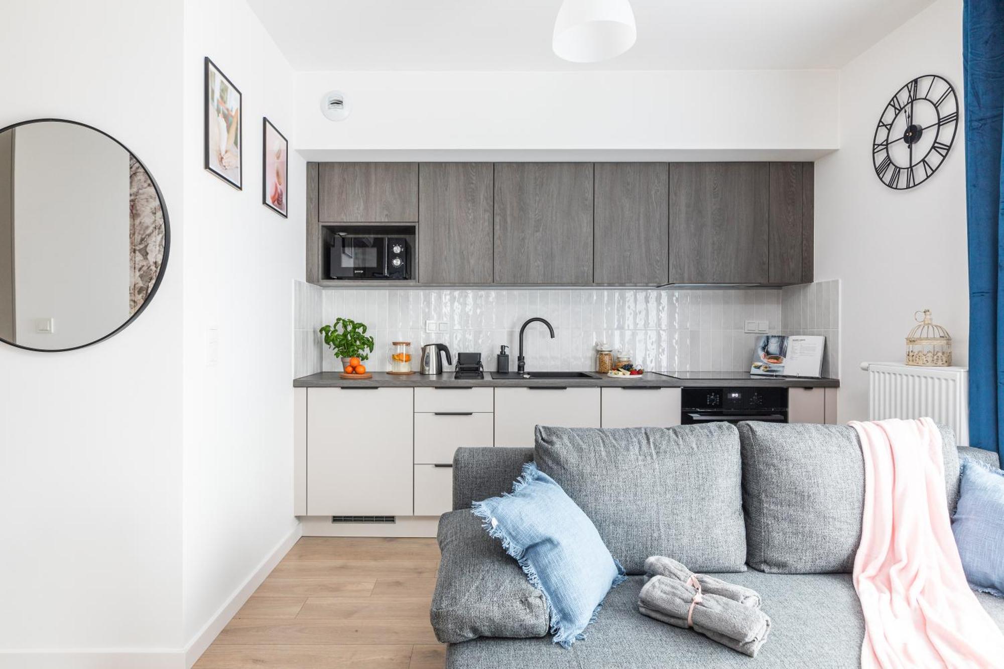 Superapart Nowy Sluzewiec, Next To Chopina Airport, Tor Sluzewiec, Aircondition Warsaw