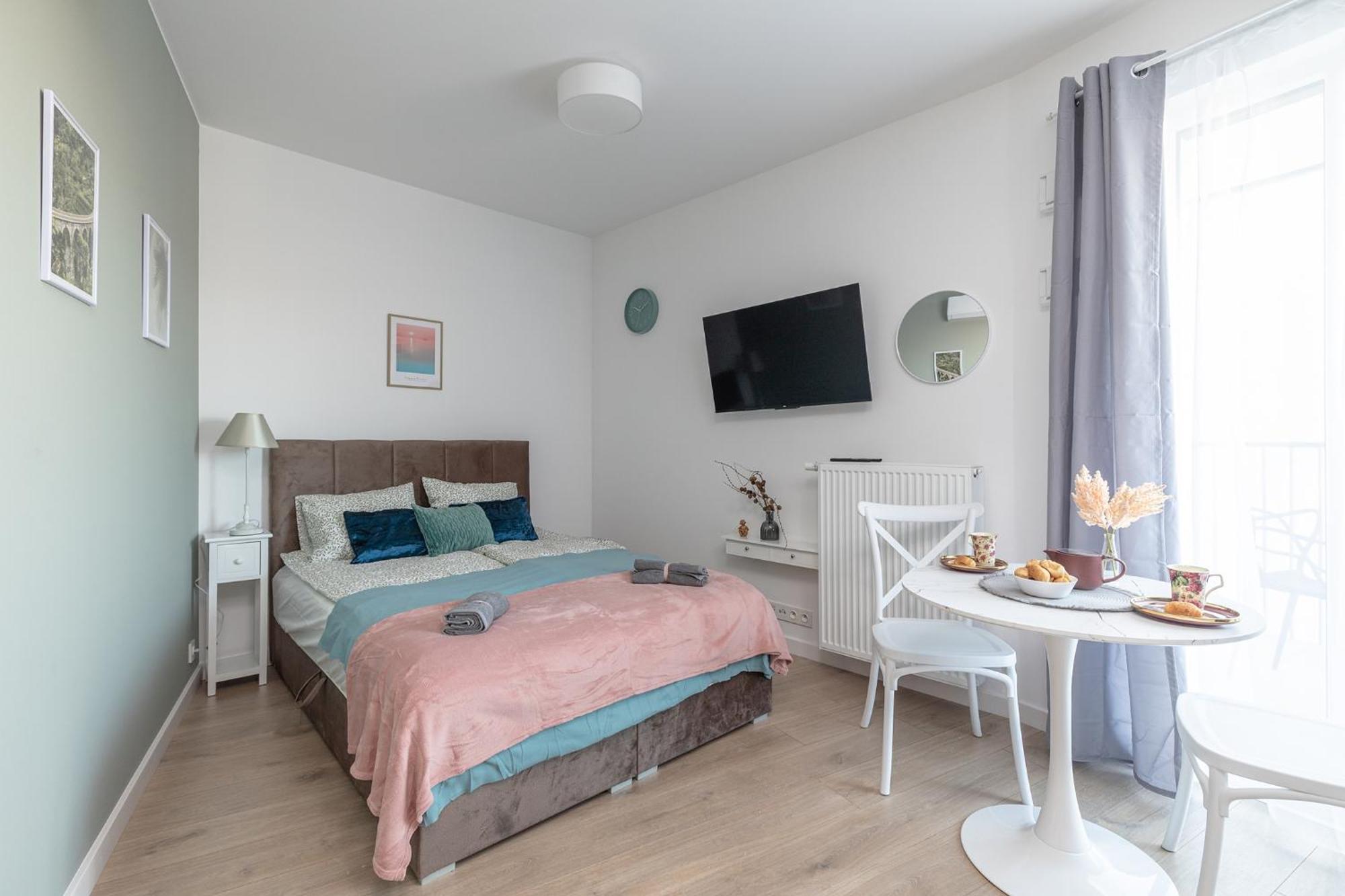 Apartment Superapart Nowy Sluzewiec, Next To Chopina Airport, Tor Sluzewiec, Aircondition Warsaw