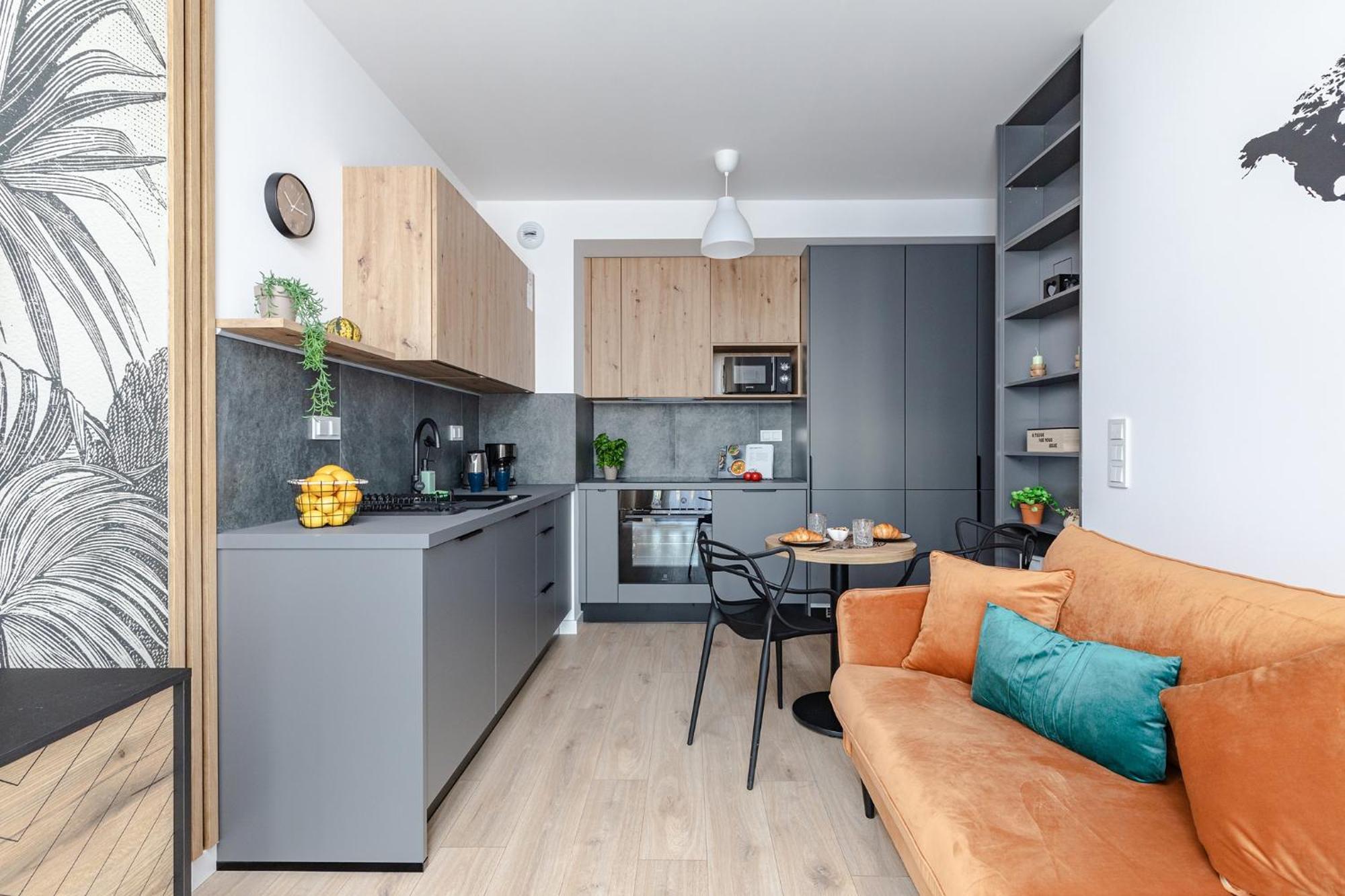 Superapart Nowy Sluzewiec, Next To Chopina Airport, Tor Sluzewiec, Aircondition Apartment