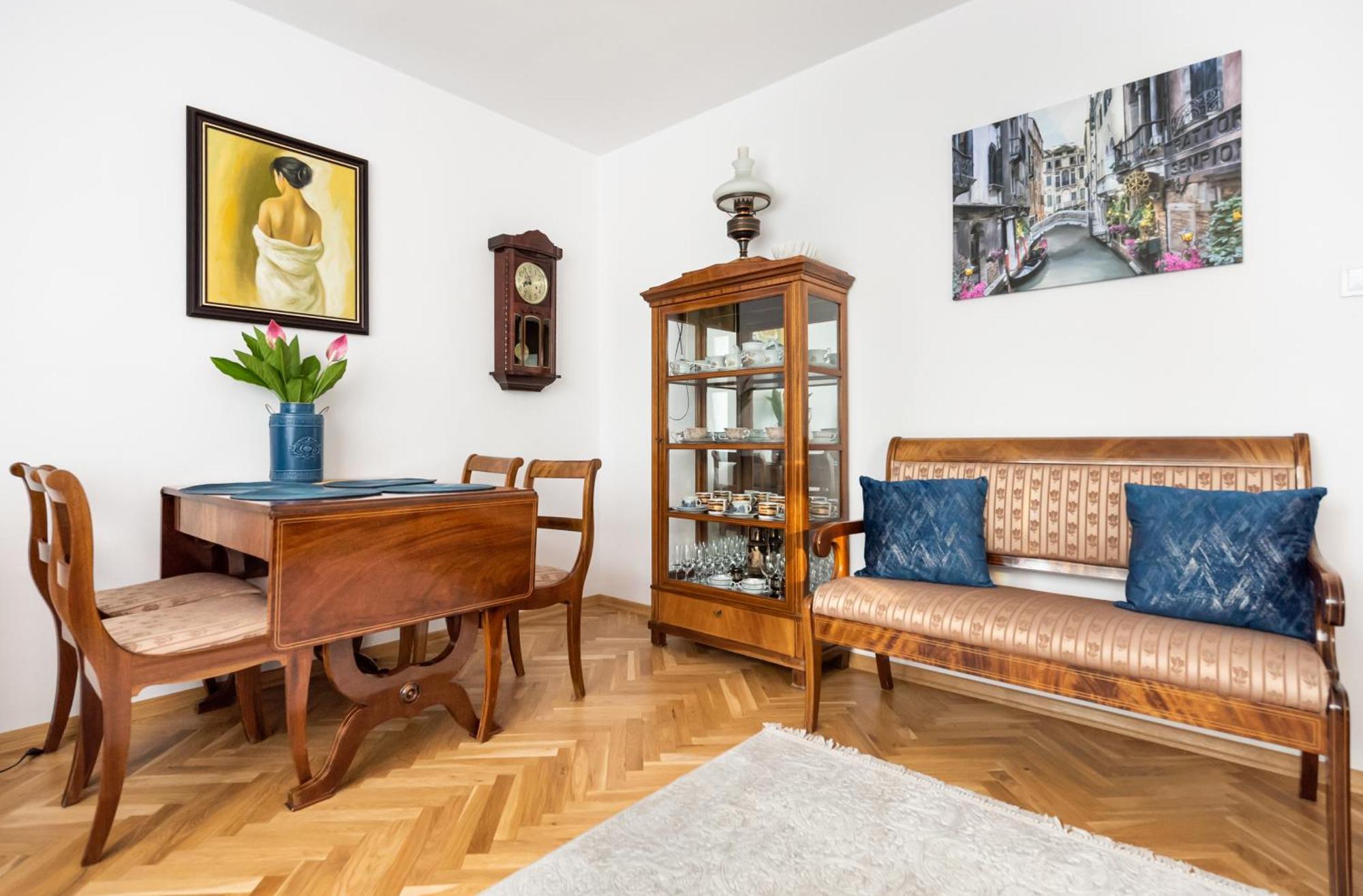 Metro Zacisze Fausta House With Garden *