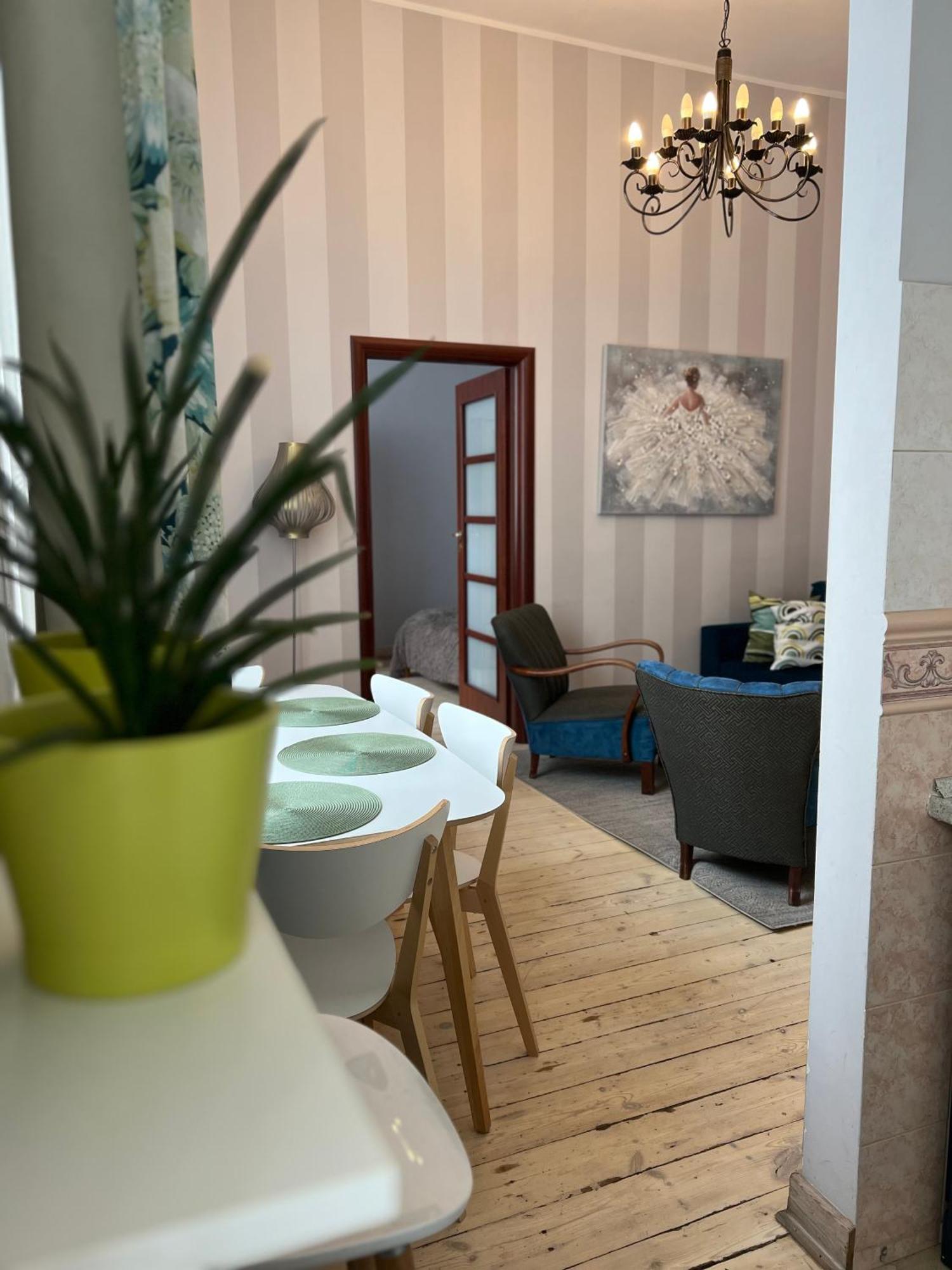 Apartment 105 Centrum