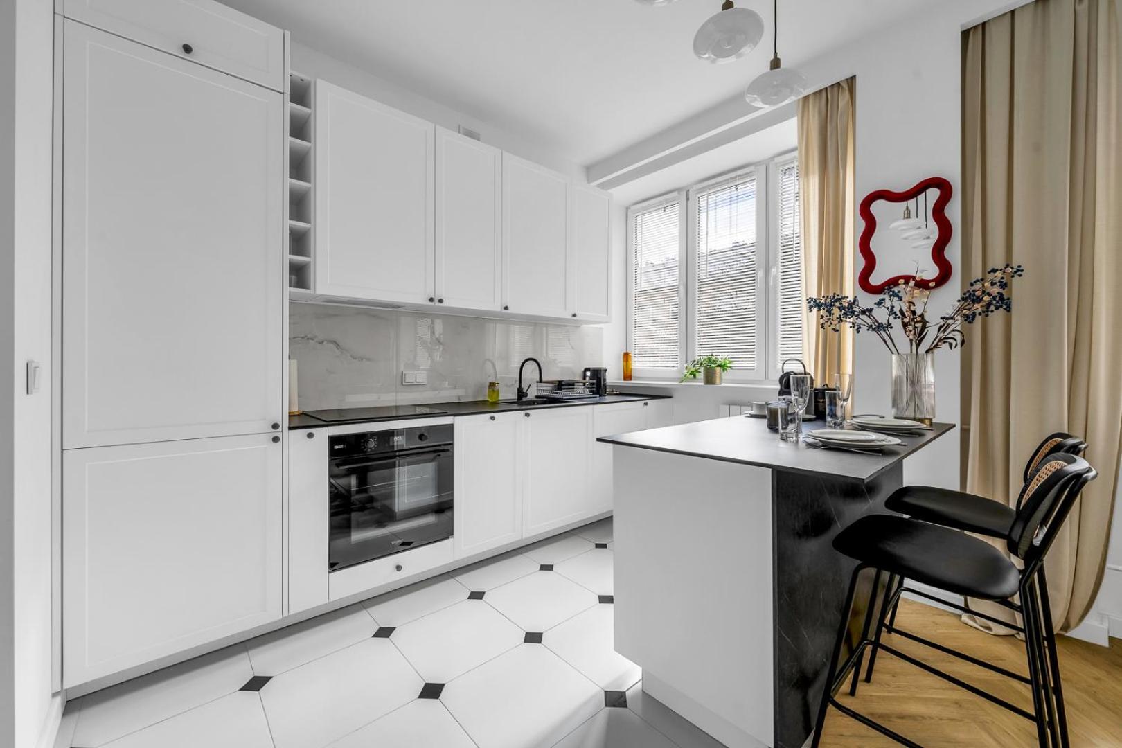 - Workspace & Park Nearby - By Rentujemy Warsaw