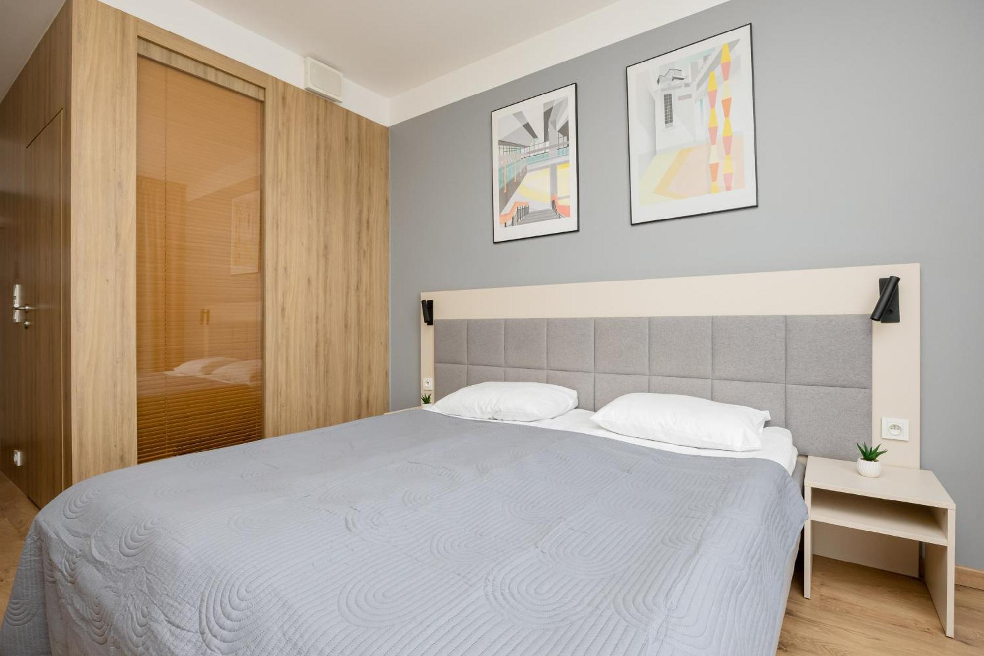 Business Wolska By Renters Warszawa
