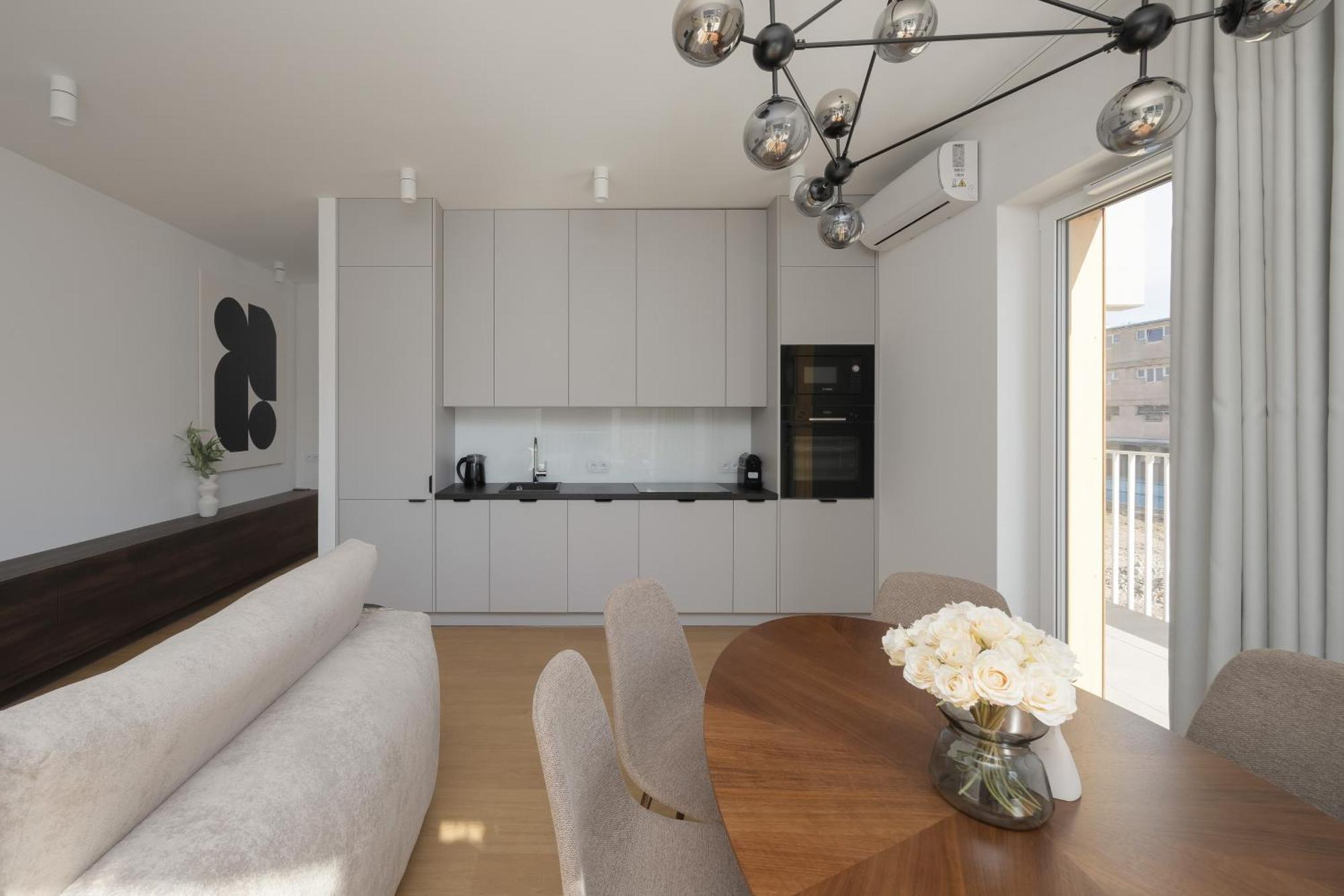 Apartment Exceptional For 6 People By Renters Prestige Warsaw