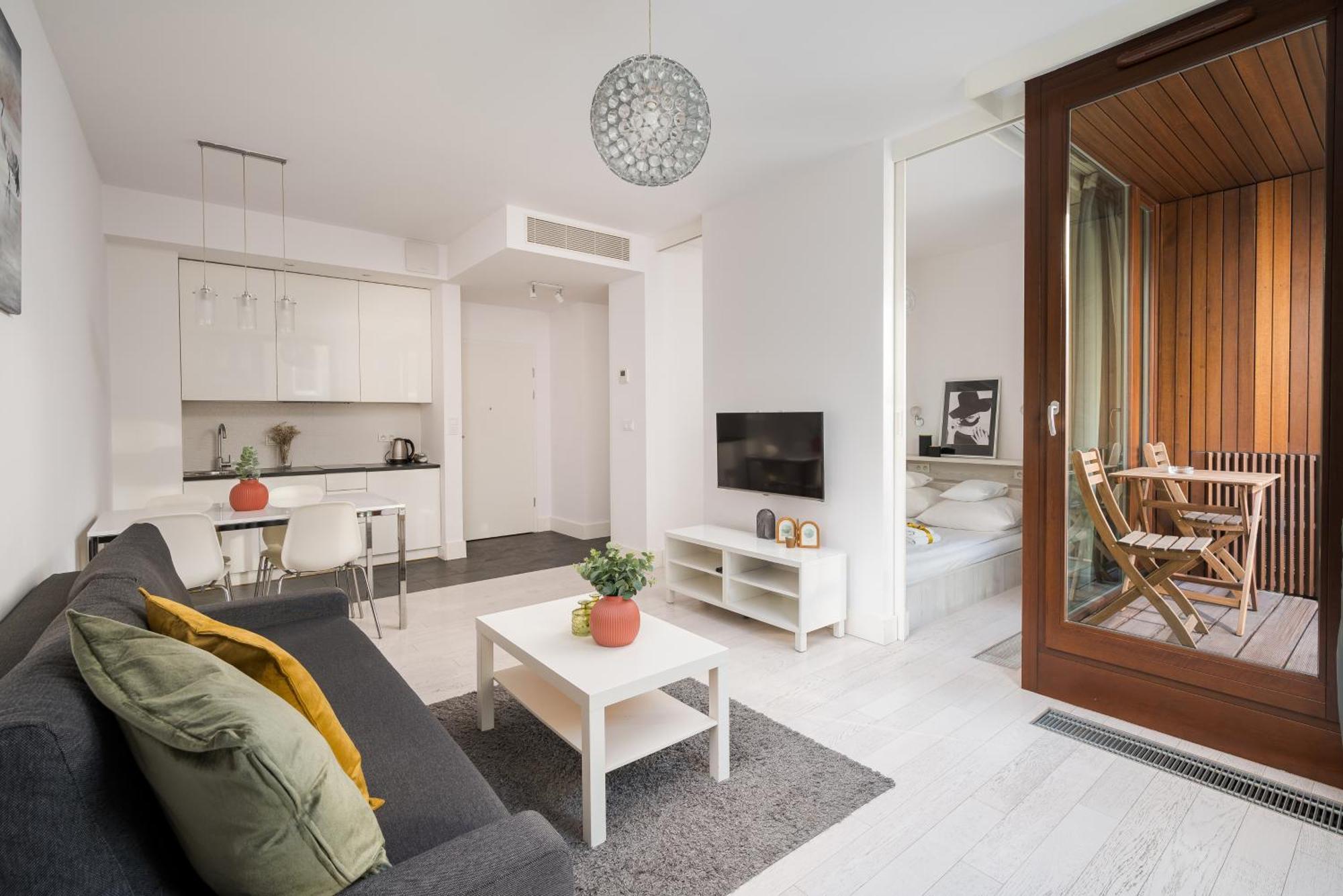 Apartment Center