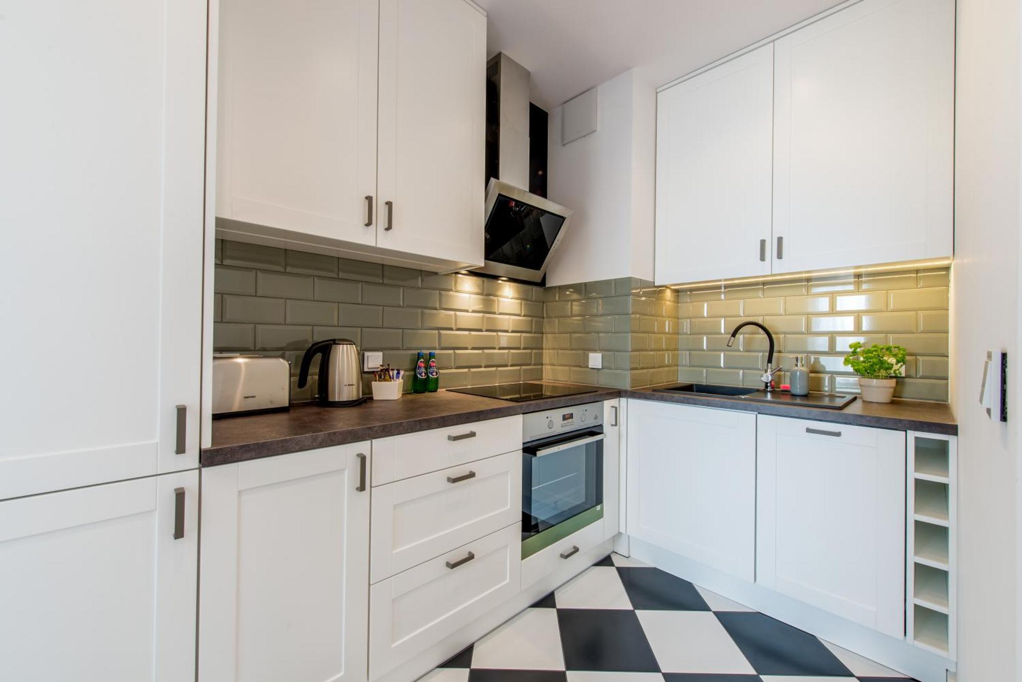 Apartment Center