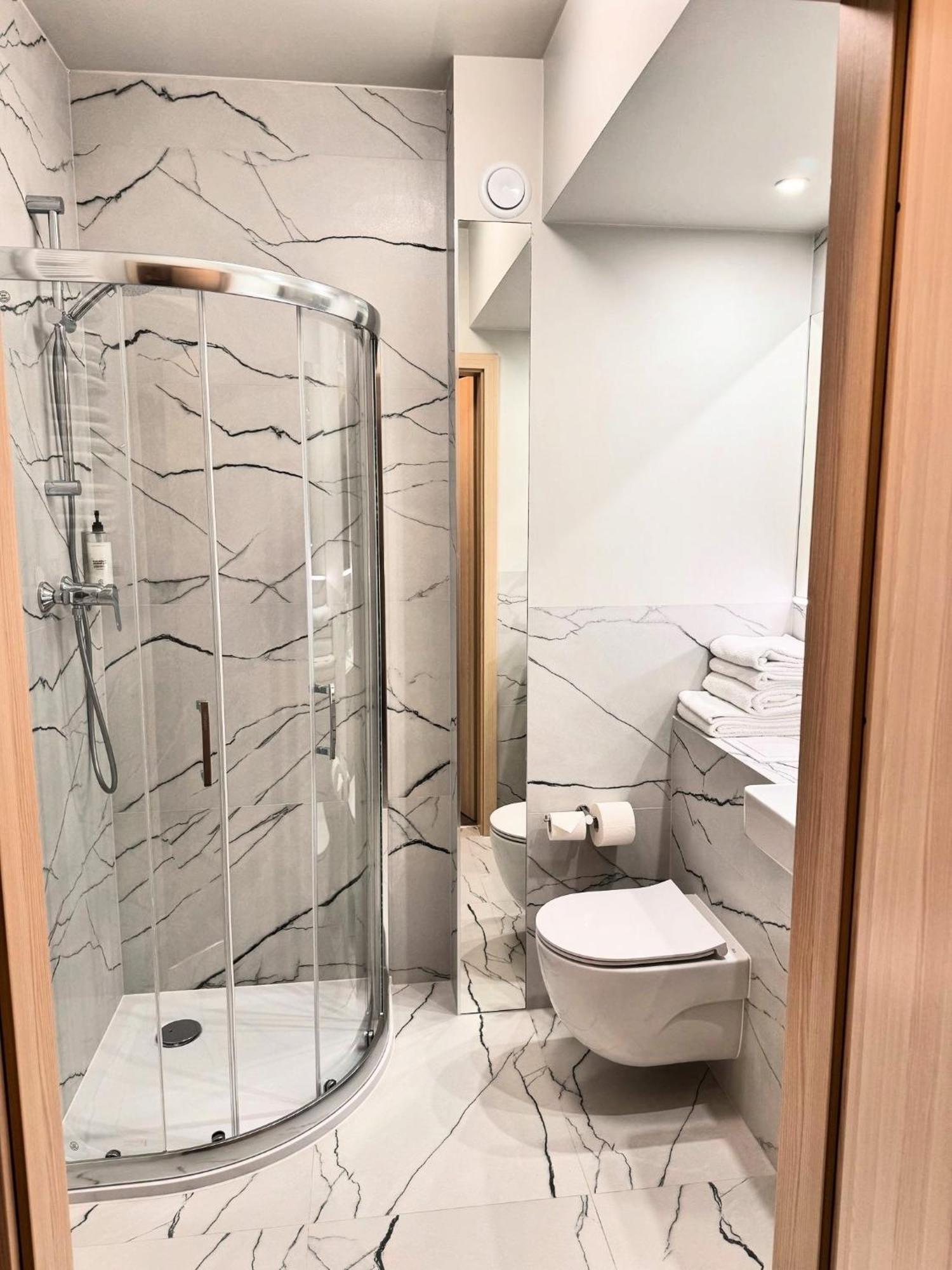 Hotel Witkowski Airport 3*