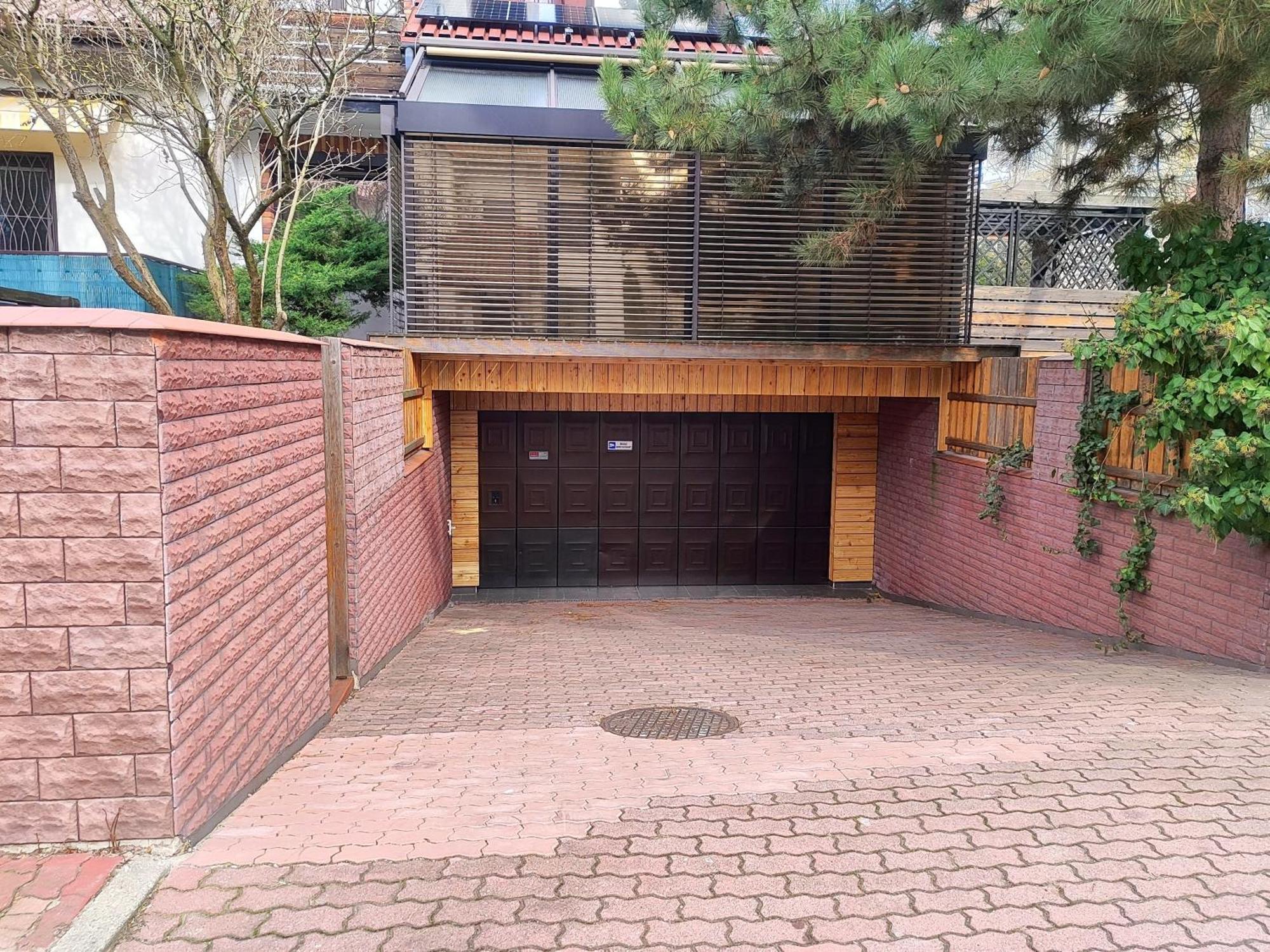 5 Homestay