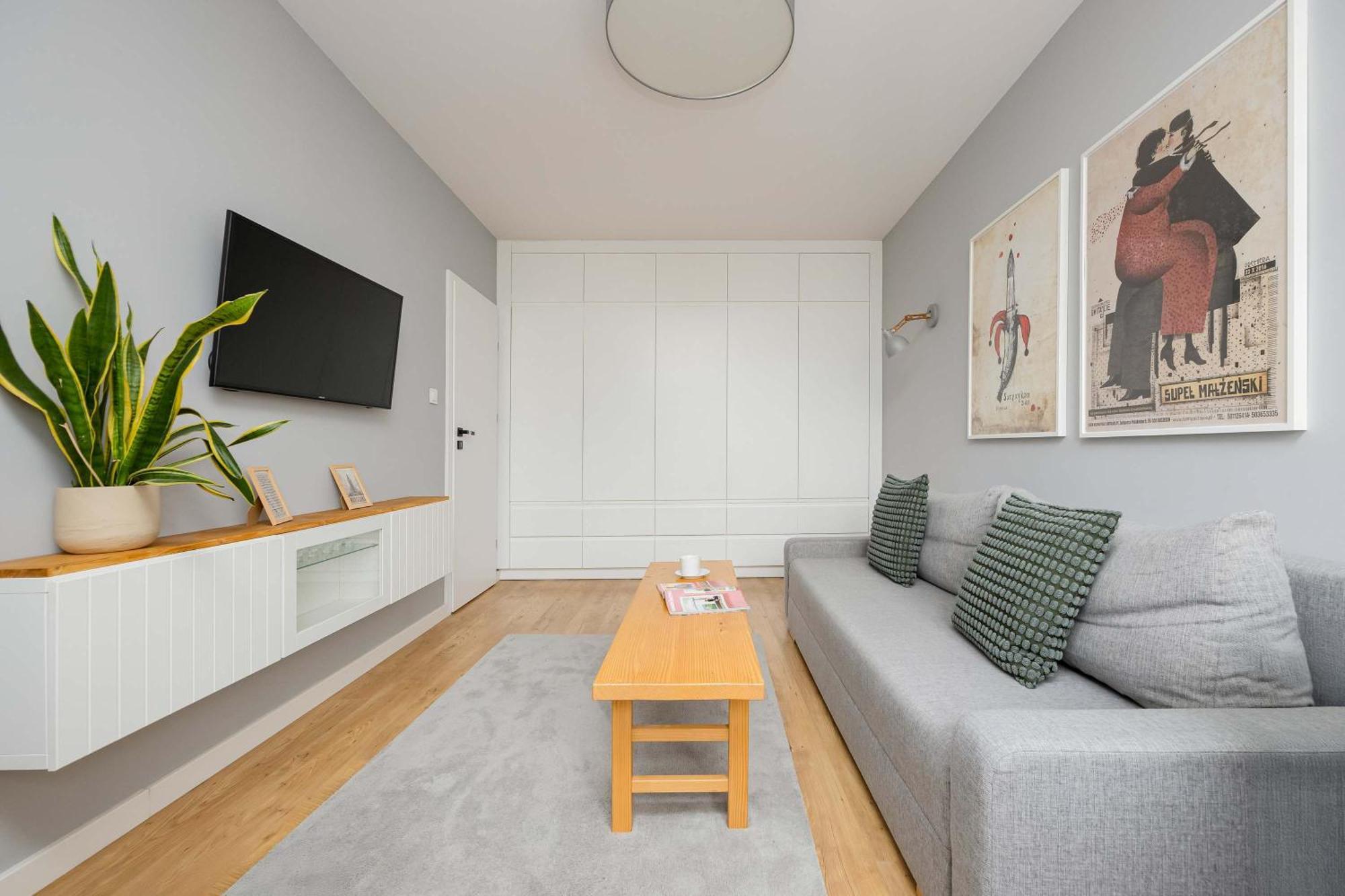 Apartment Ogrodowa Cozy Near Mirowska Hall Warsaw's Wola By Renters Warsaw