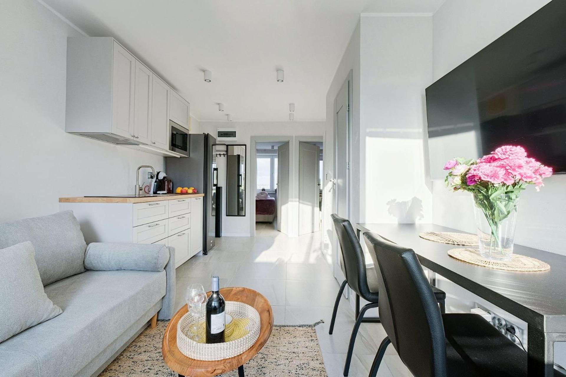 Emilii Plater 55 Center 3 Bedrooms Living Balcony Apartment *