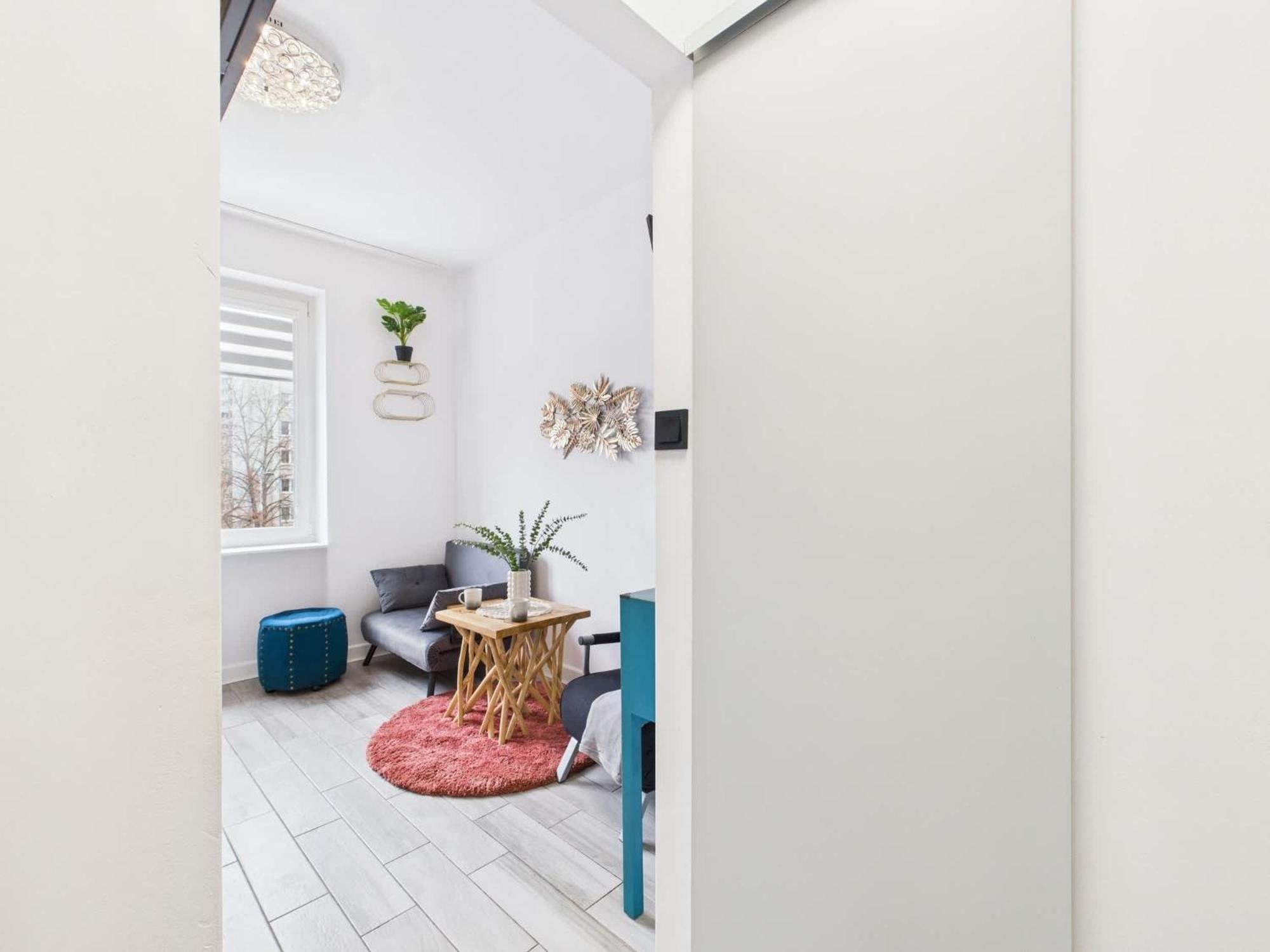 Comfortable In Warsaw's Mokotow District Next To The Metro By Renters Apartment *