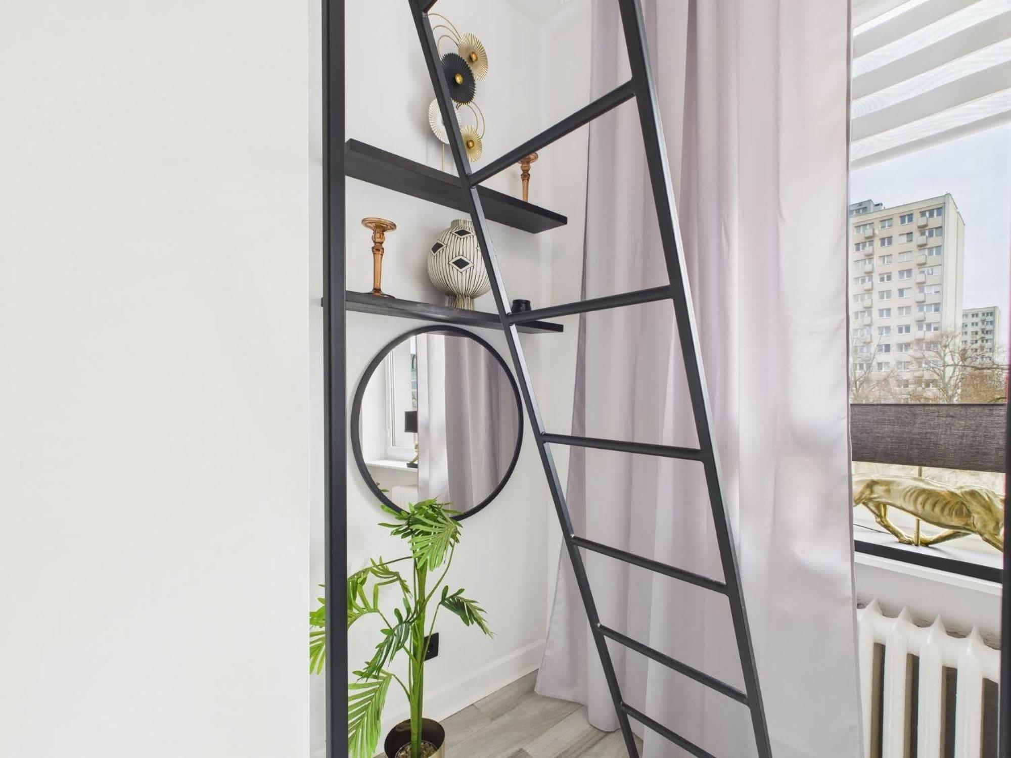 Apartment Comfortable In Warsaw's Mokotow District Next To The Metro By Renters