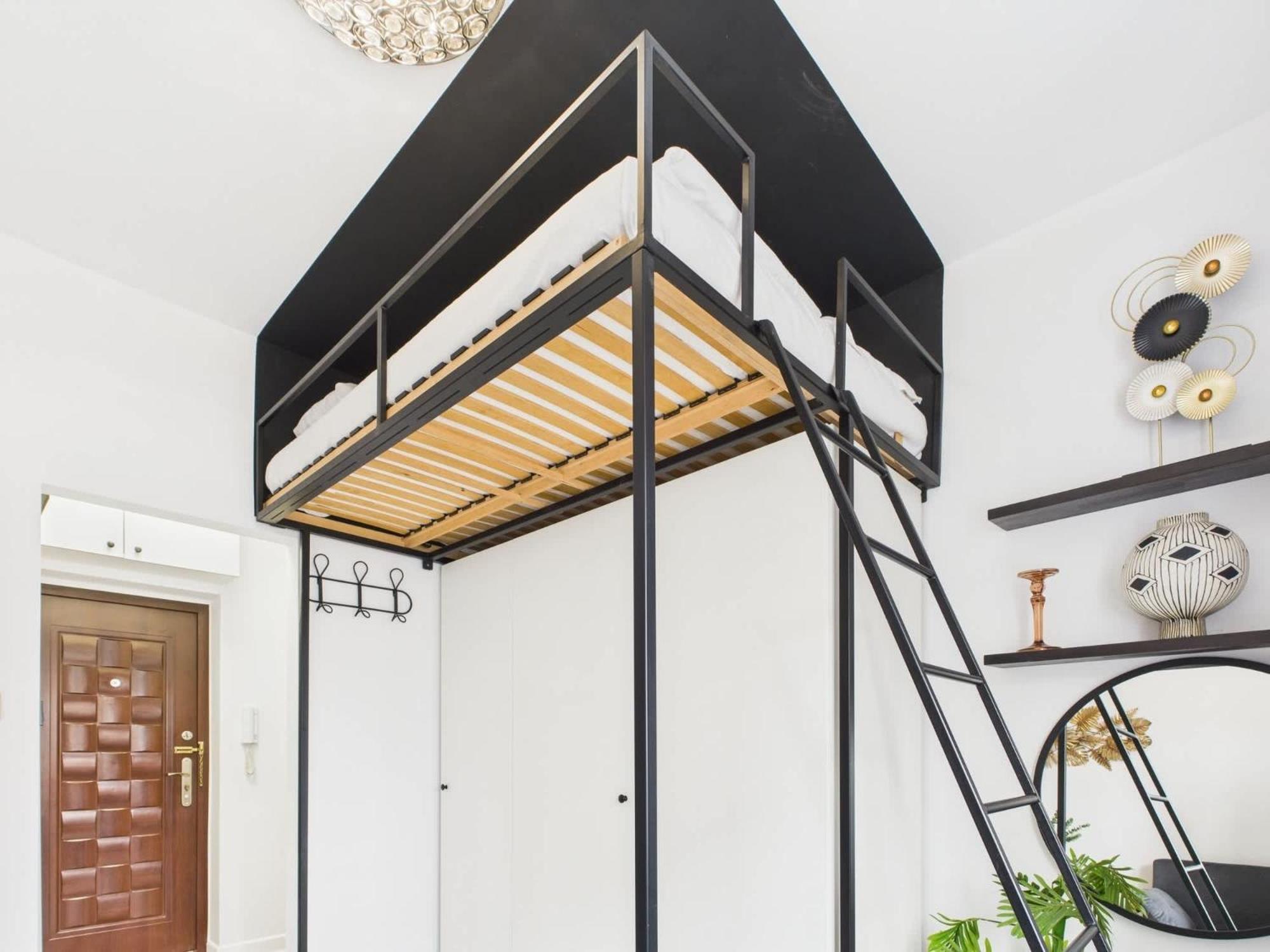 Comfortable In Warsaw's Mokotow District Next To The Metro By Renters Warsaw