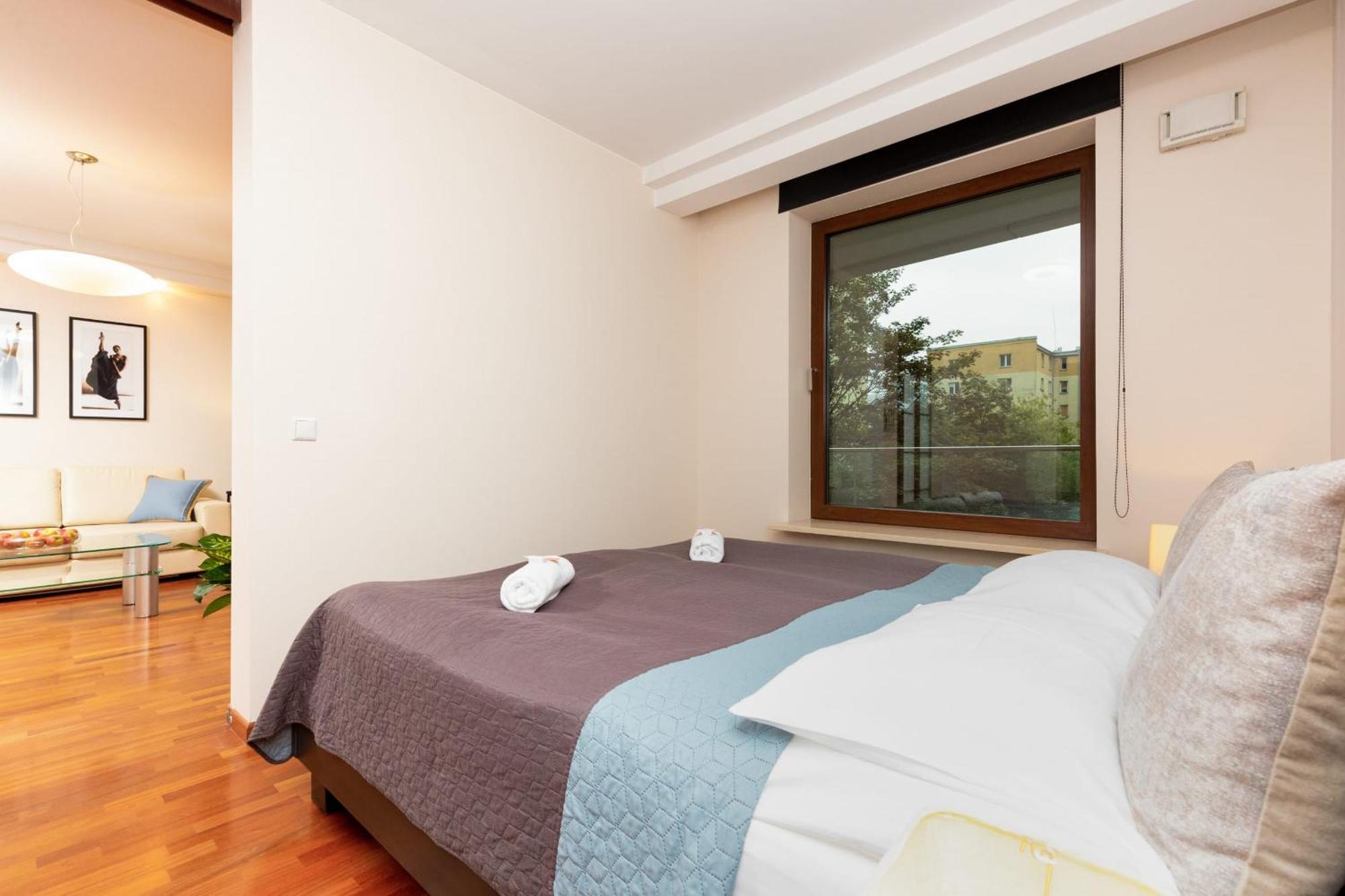 Lincoln Exclusive With Ac In By Renters Prestige Warsaw