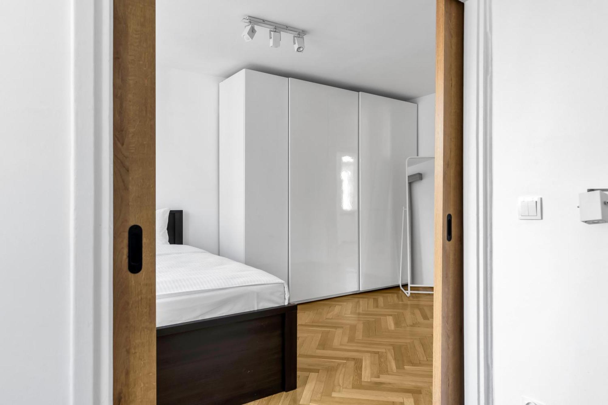 Apartment Wspolna Centre Warsaw