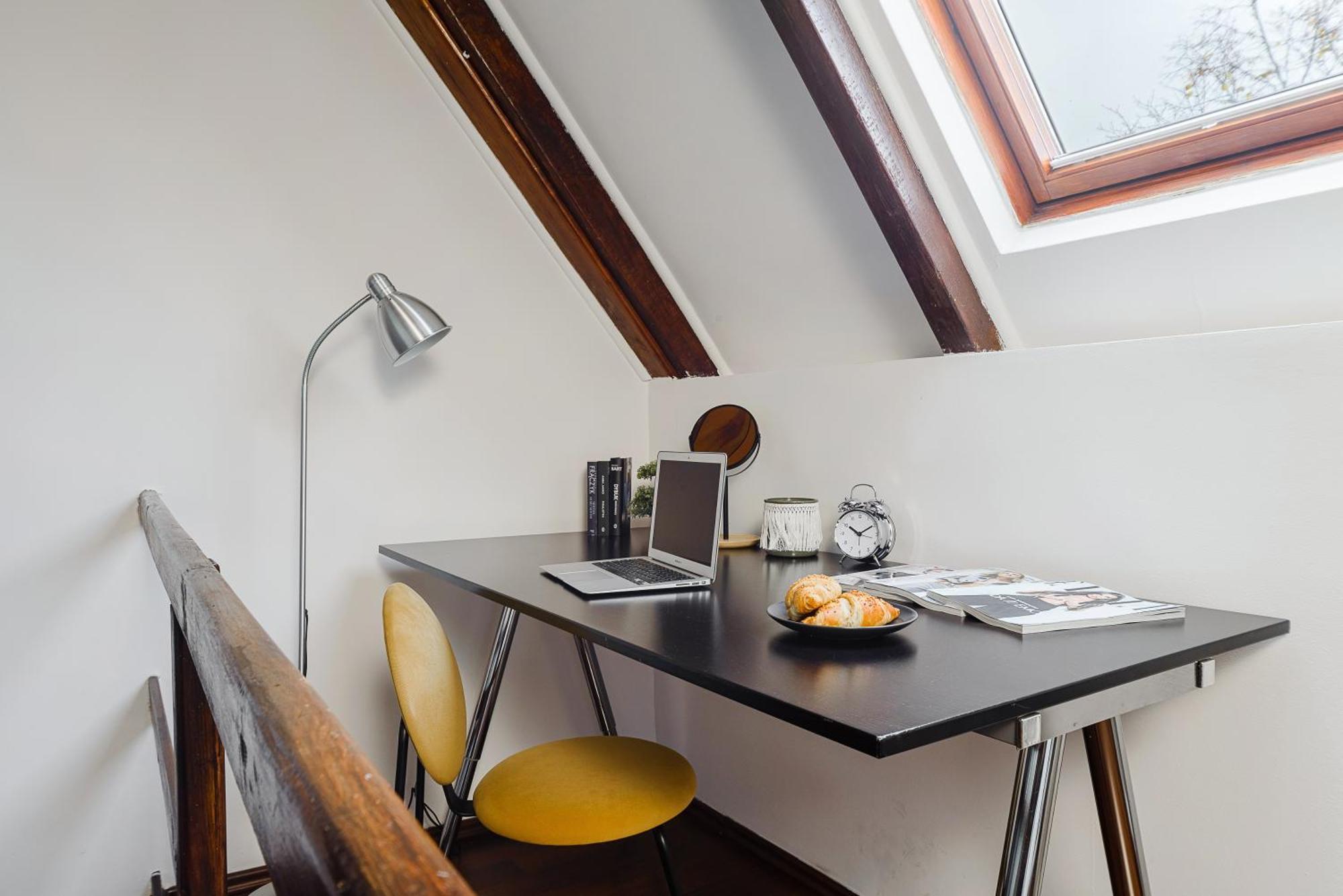 Lumina Duplex In Old Town Warsaw