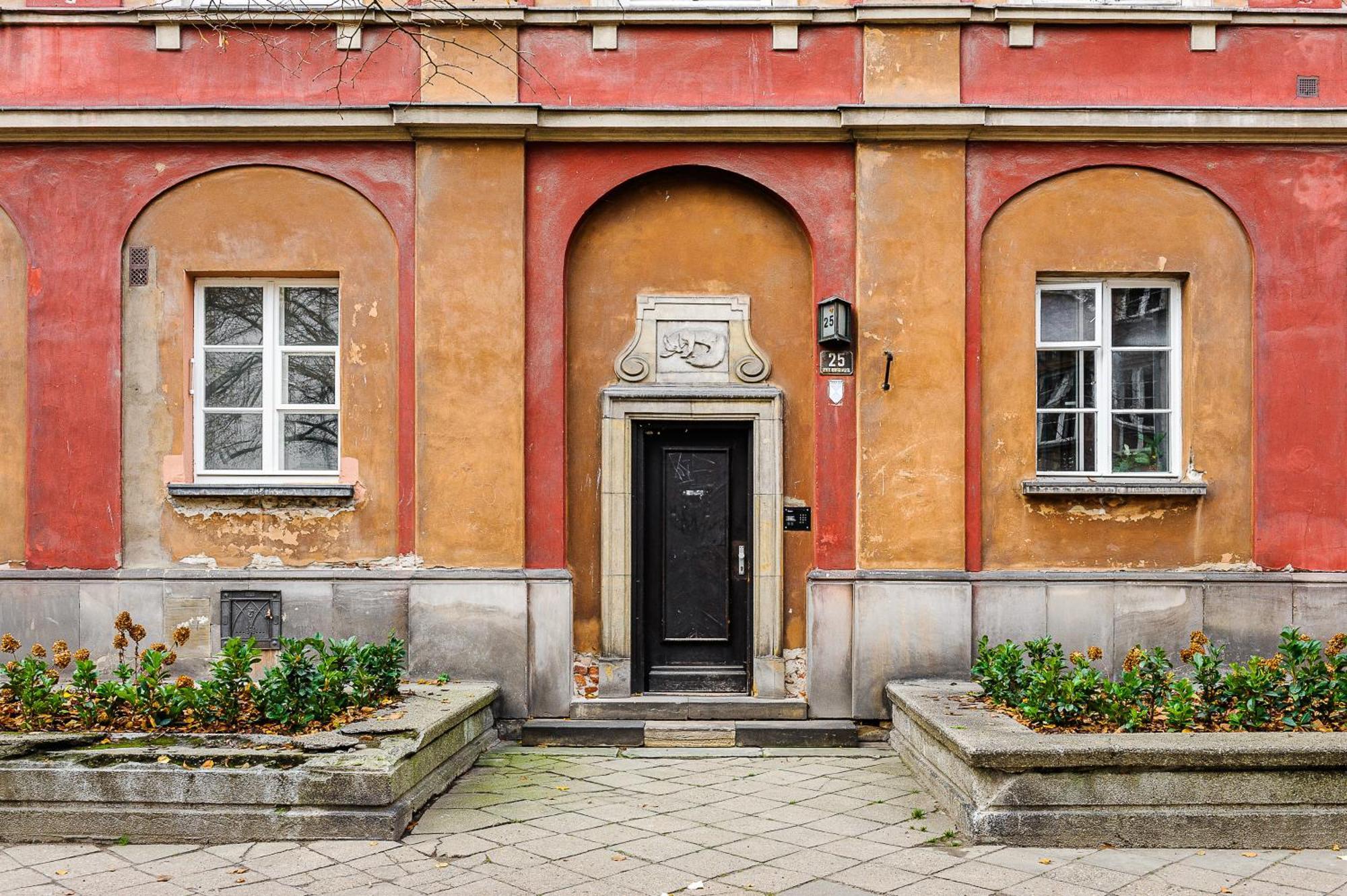 Lumina Duplex In Old Town Apartment